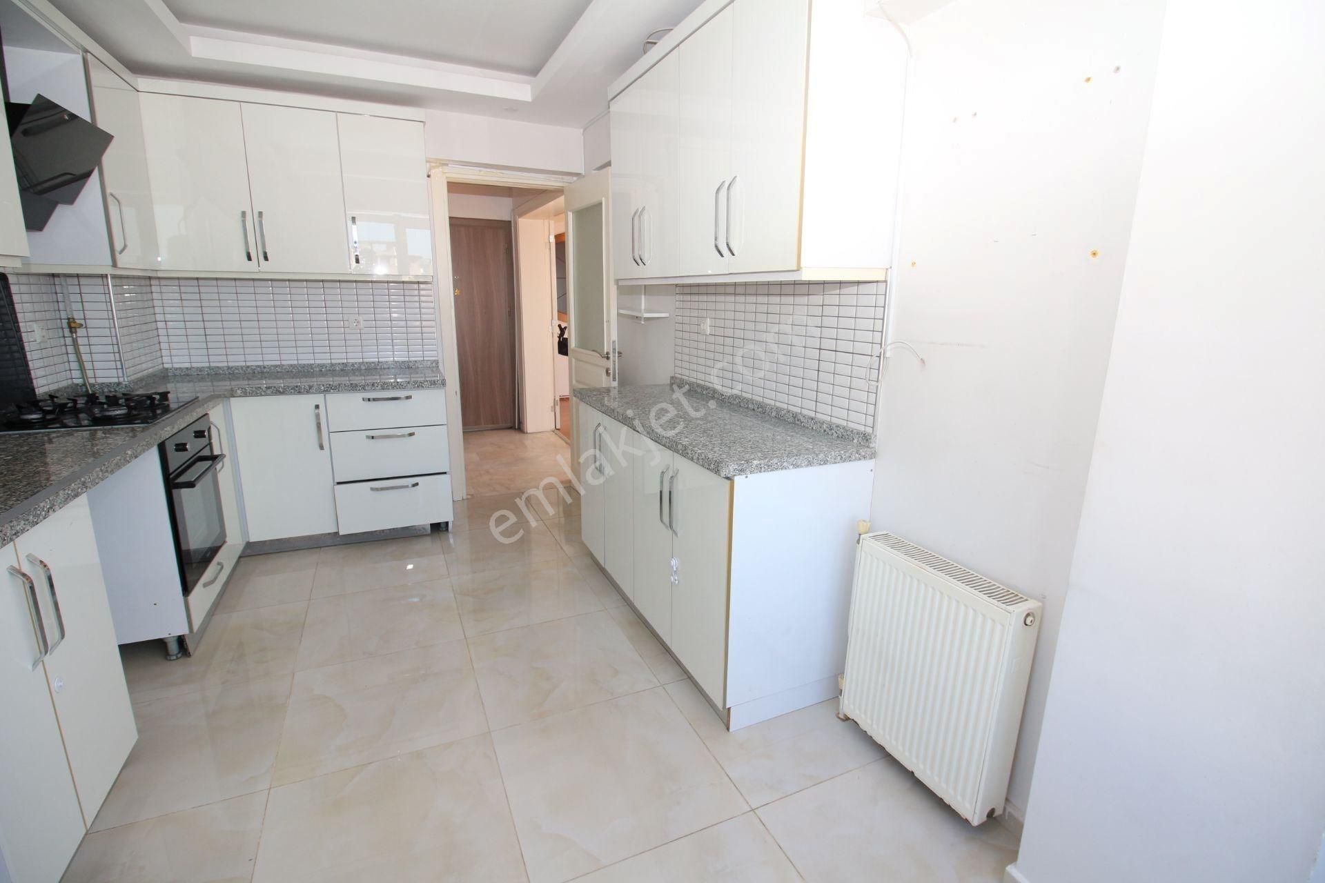 Basınsitesi'nde Deniz Manzaralı Bakımlı Doğal Gazlı 3+1 - Görsel 24