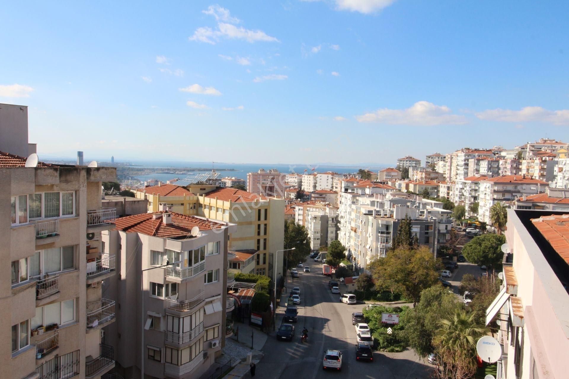 Basınsitesi'nde Deniz Manzaralı Bakımlı Doğal Gazlı 3+1 - Görsel 15