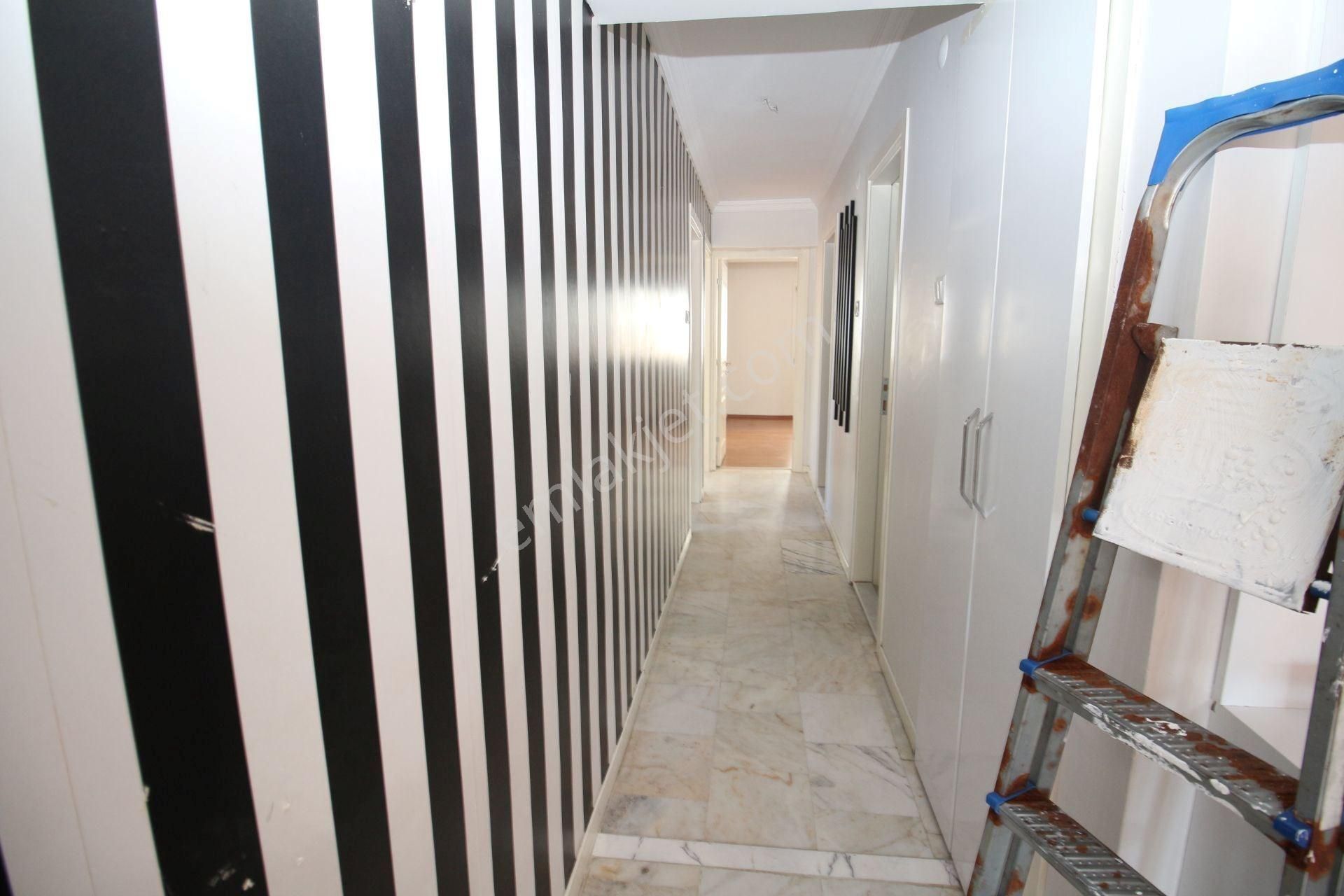 Basınsitesi'nde Deniz Manzaralı Bakımlı Doğal Gazlı 3+1 - Görsel 25