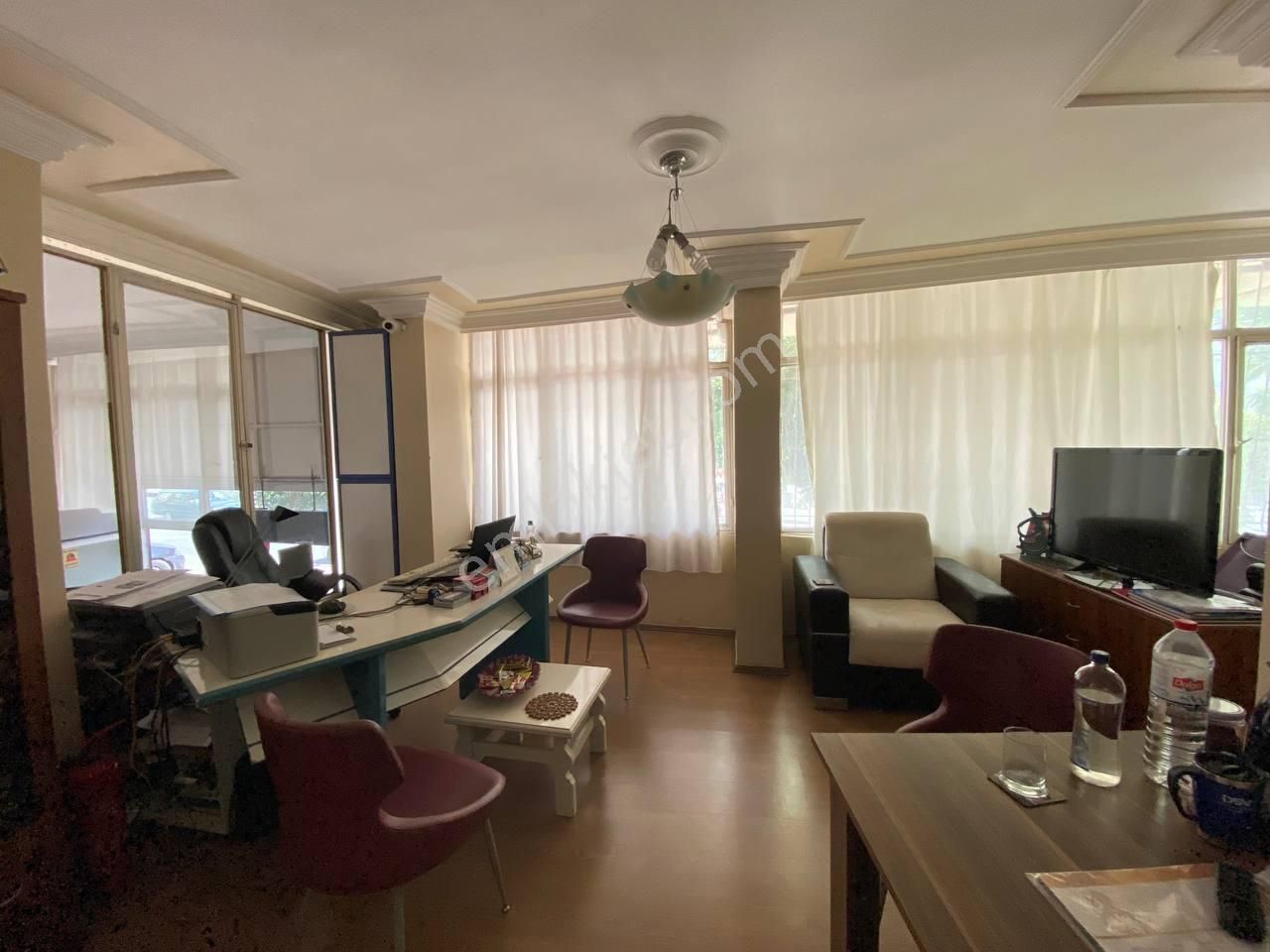 Cumhuriyet Mahallesi’nde Satılık Köşe Başı Dükkan – Merkezi Konum - Görsel 6