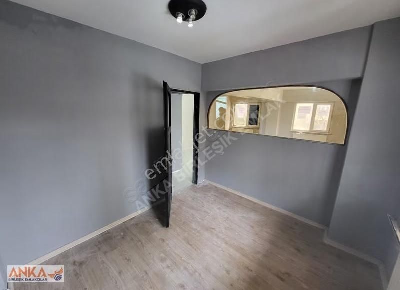 Ümraniye Mithatpaşa Cad. Kiralık 65m² Ofis - Her İşe Uygun! - Görsel 3