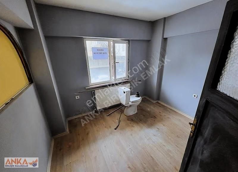 Ümraniye Mithatpaşa Cad. Kiralık 65m² Ofis - Her İşe Uygun! - Görsel 7