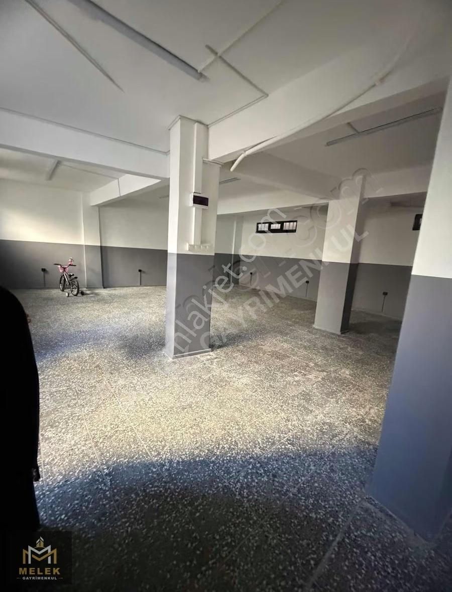 Melek Gayrşmenkulden Acil Kiralık 120 M2 Dükkan - Görsel 15
