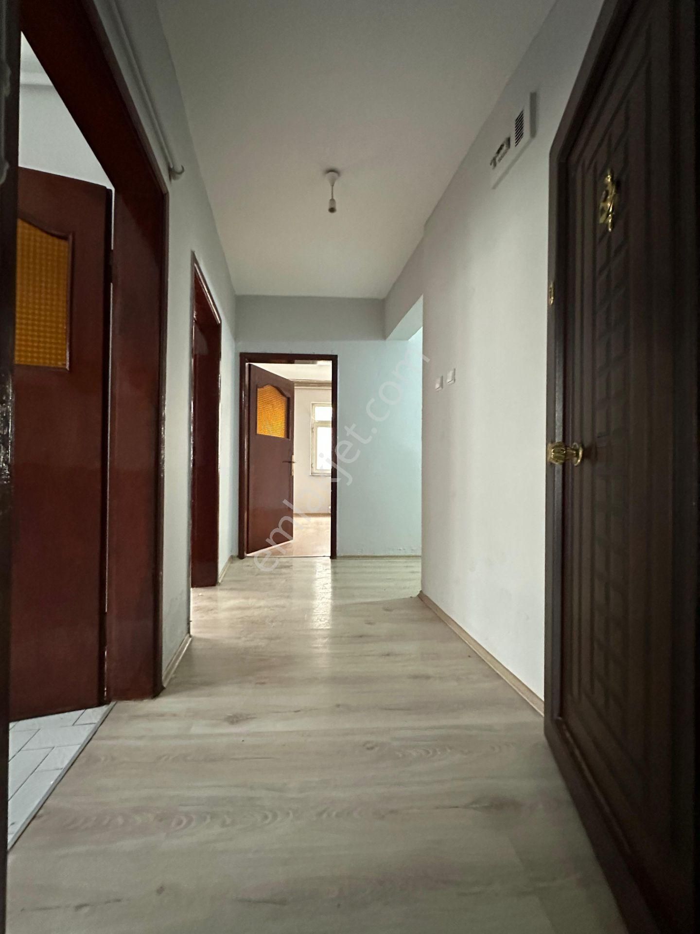 Teleferik Zümrütevlerde | Köşe Konum, Ara Kat 3+1 Kiralık Daire - Görsel 16