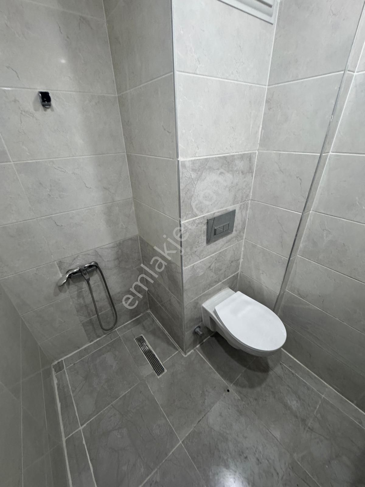 Üç Kardeşler'den İsmetpaşa Mh 2+1 3-yıllık 95m² Bahçe Katı - Görsel 12