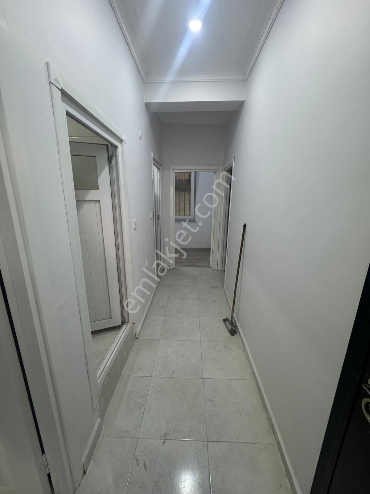 Üç Kardeşler'den İsmetpaşa Mh 2+1 3-yıllık 95m² Bahçe Katı - Görsel 4