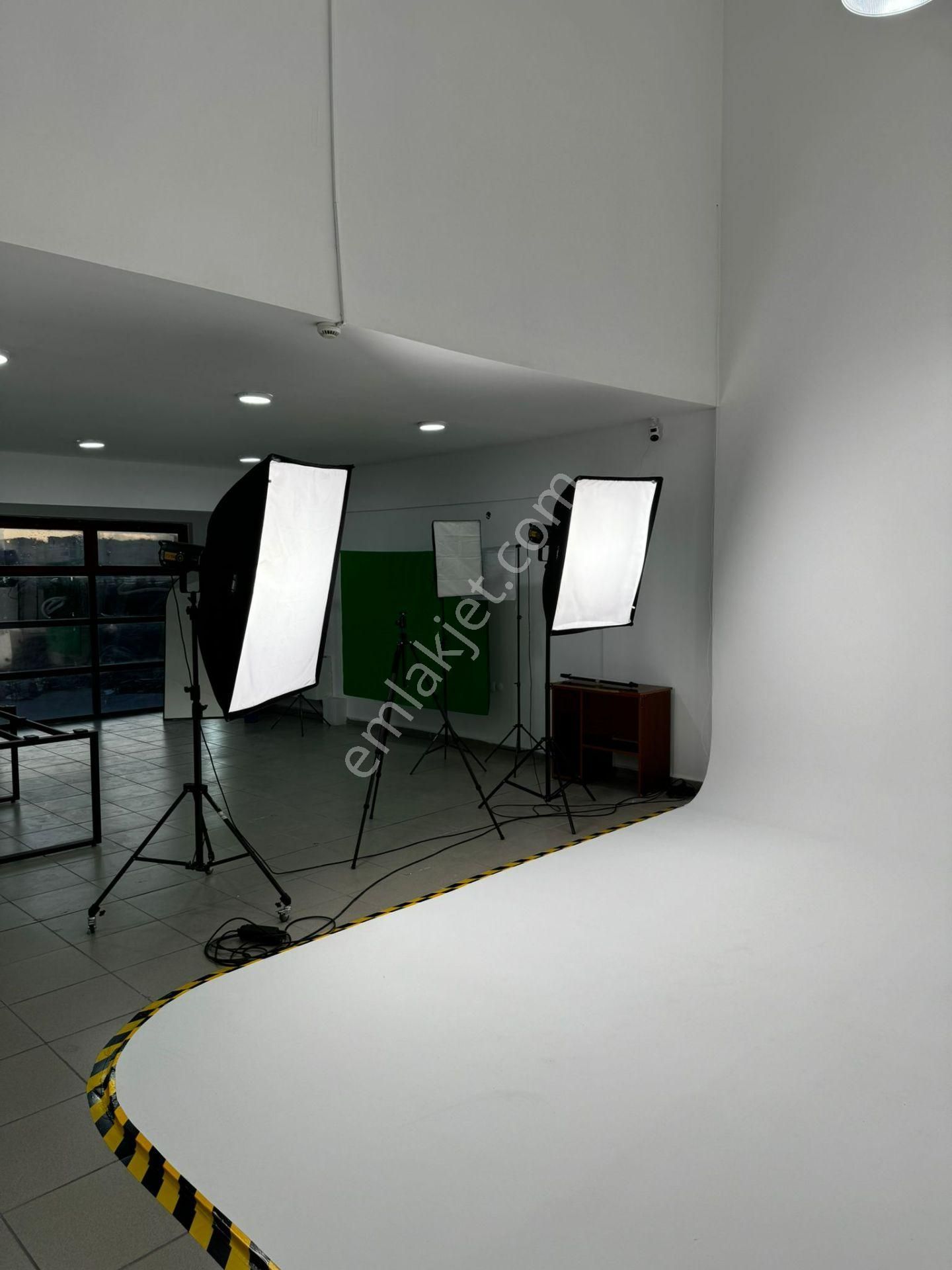 Fotograf Stüdyosu-ajans-prodüksiyon İçin 130m2 Dekorlu İş Yeri - Görsel 14