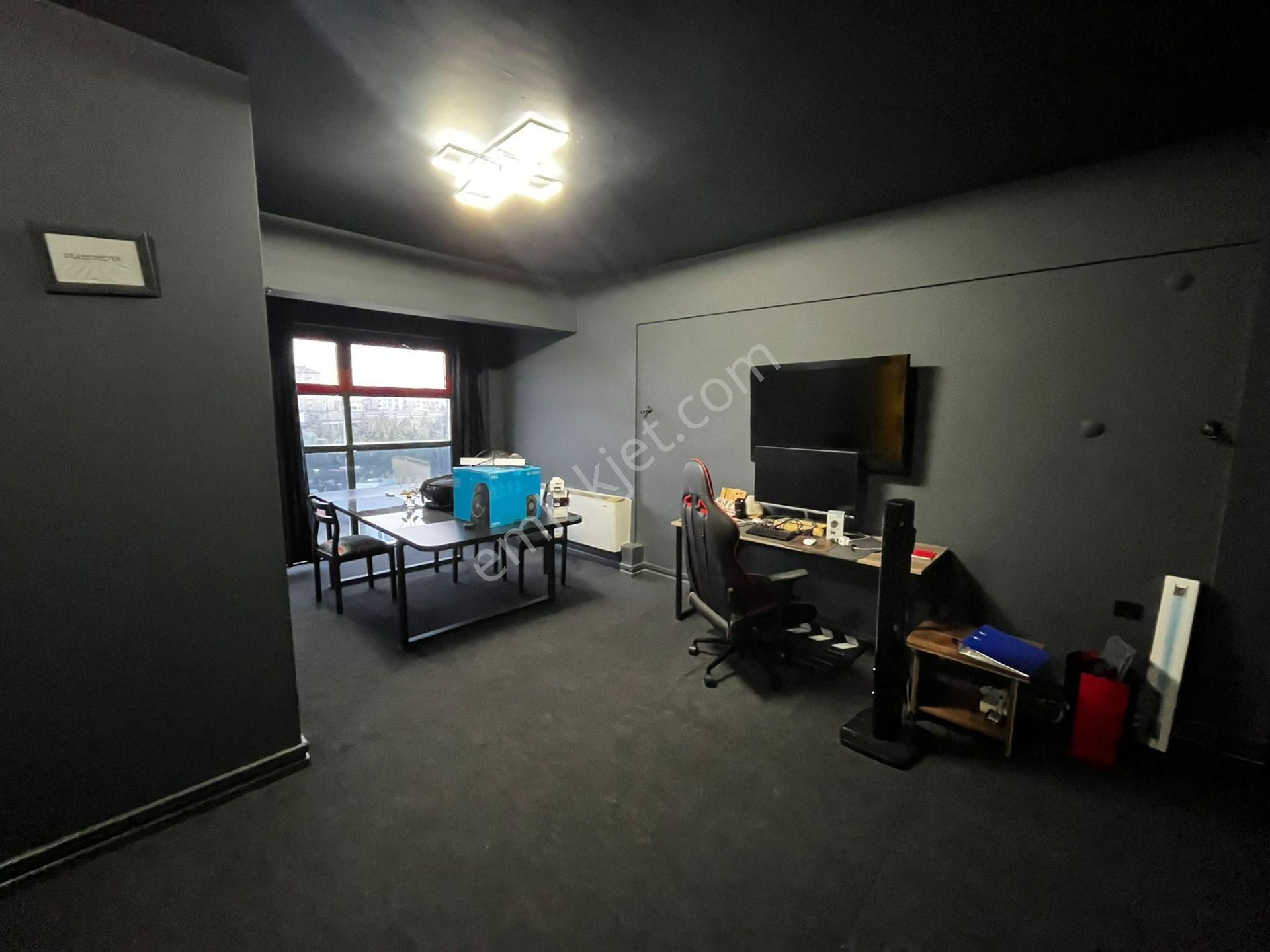 Fotograf Stüdyosu-ajans-prodüksiyon İçin 130m2 Dekorlu İş Yeri - Görsel 13