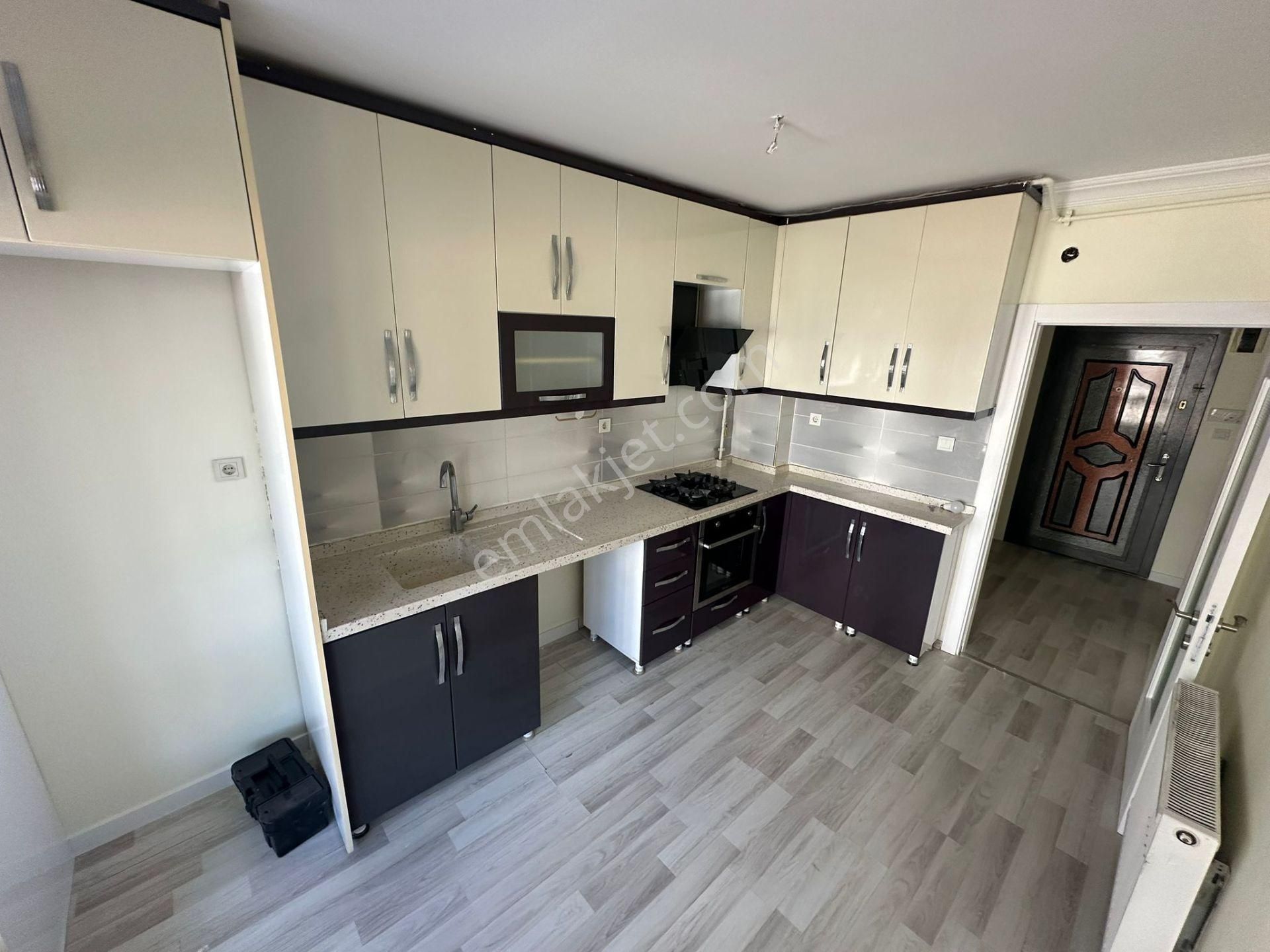 Sanatoryum Fatih Cad. Yakını Orta Kat 3+1 Tek Bağımlı Ful Yapılı