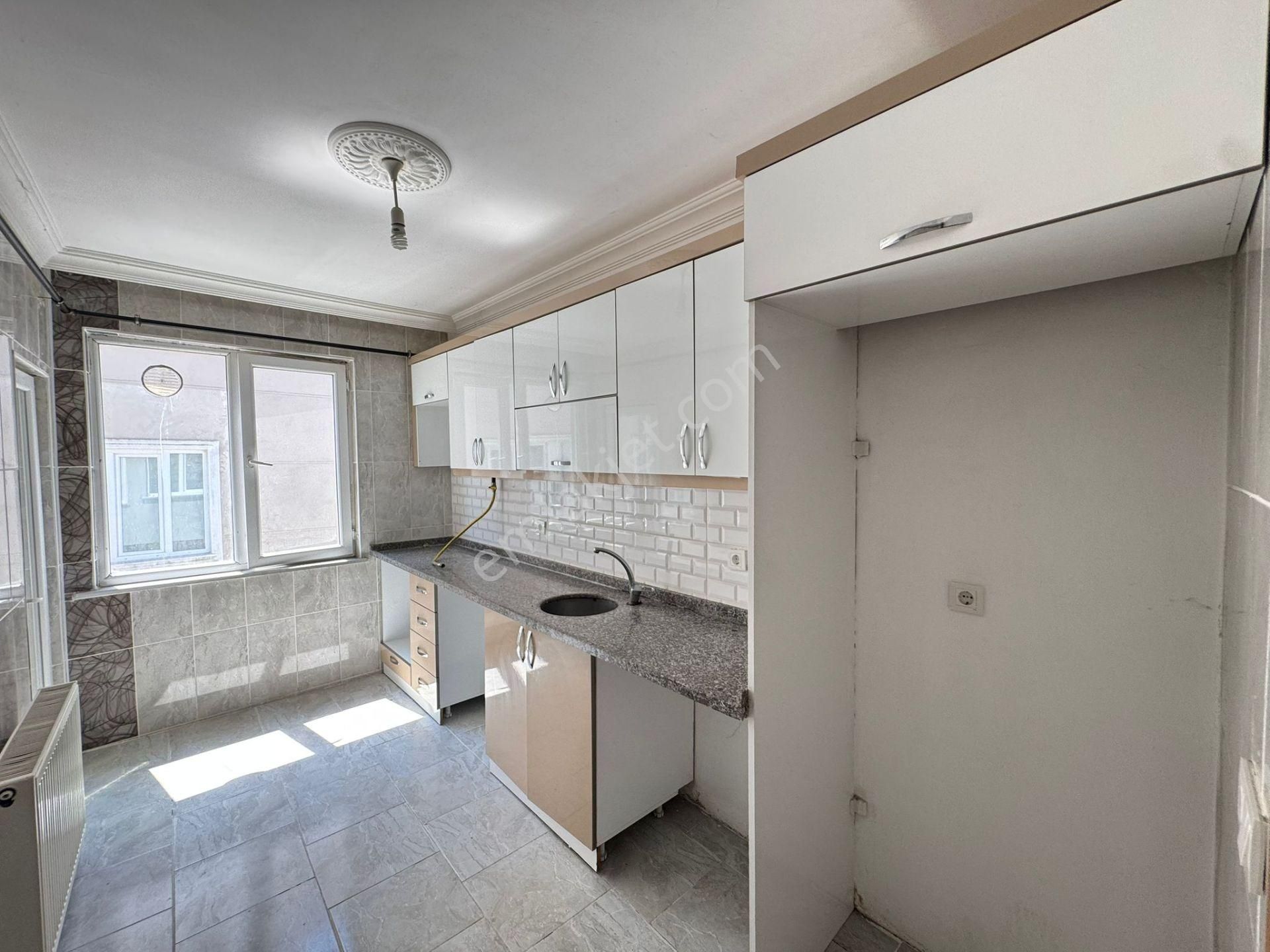 Merpa İnş.'tan İstasyon Mah'de Okullar Bölgesinde_acil Satılık_ İskanlı Kombili 2+1 - Görsel 9