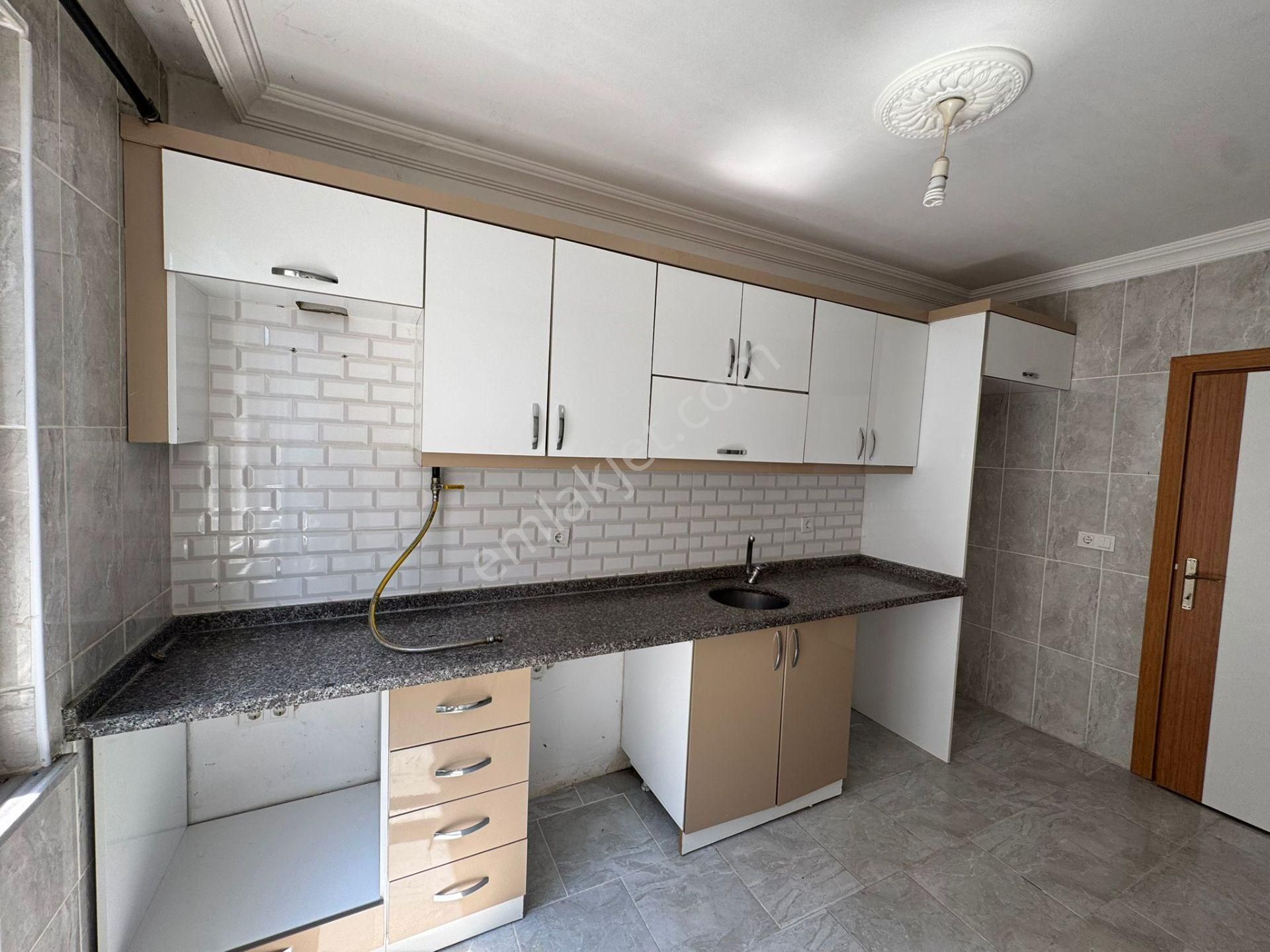 Merpa İnş.'tan İstasyon Mah'de Okullar Bölgesinde_acil Satılık_ İskanlı Kombili 2+1 - Görsel 3