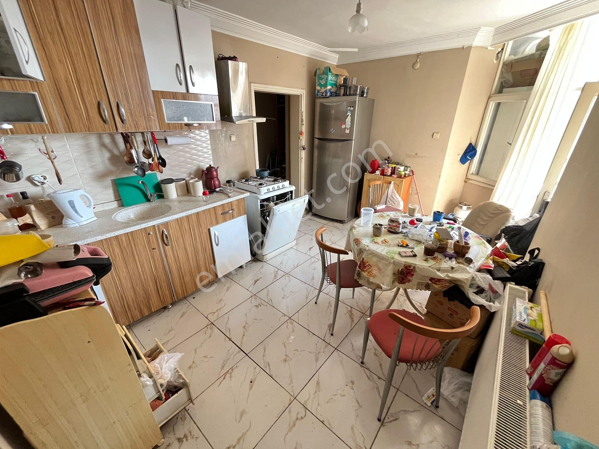 5+1 Güzelyalı Hasarsız 10-10 Katı 3banyo 235m2 Dgaz Kapalı Mutfak Sabahtan Akşama Güneş İçinde - Görsel 13