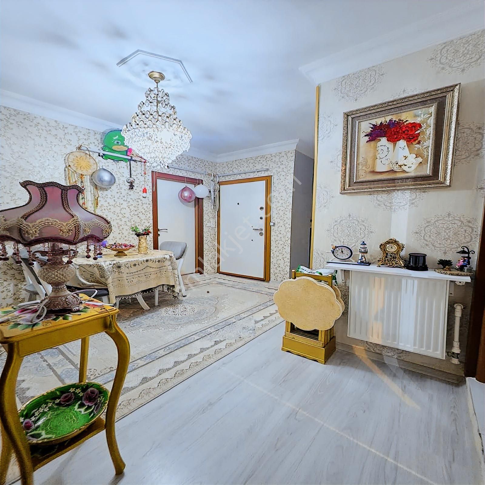 Fevzipaşa Mh 3+1 İçi Komple Yenilenmiş Geniş Fırsat Daire !!!!! - Görsel 17