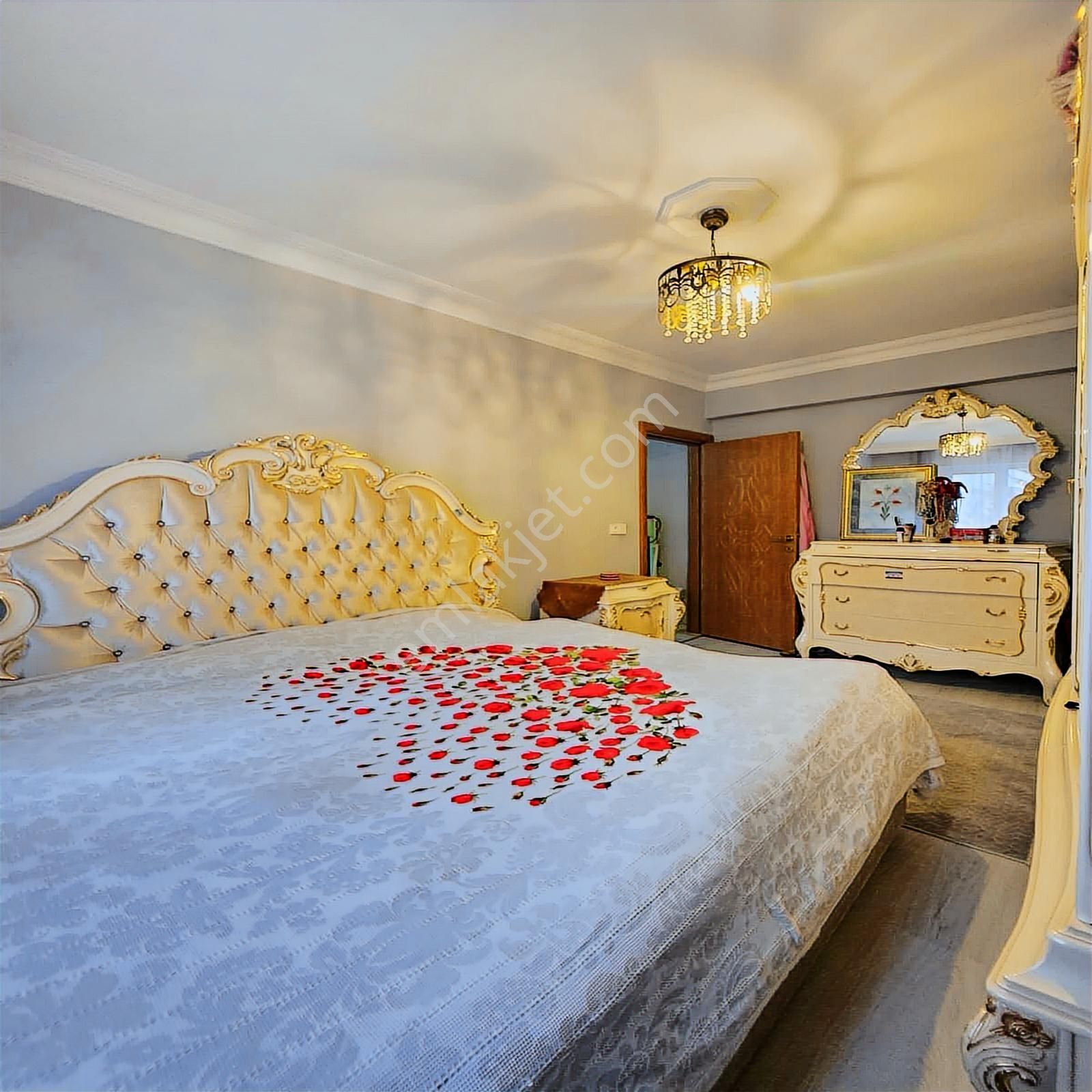 Fevzipaşa Mh 3+1 İçi Komple Yenilenmiş Geniş Fırsat Daire !!!!! - Görsel 7