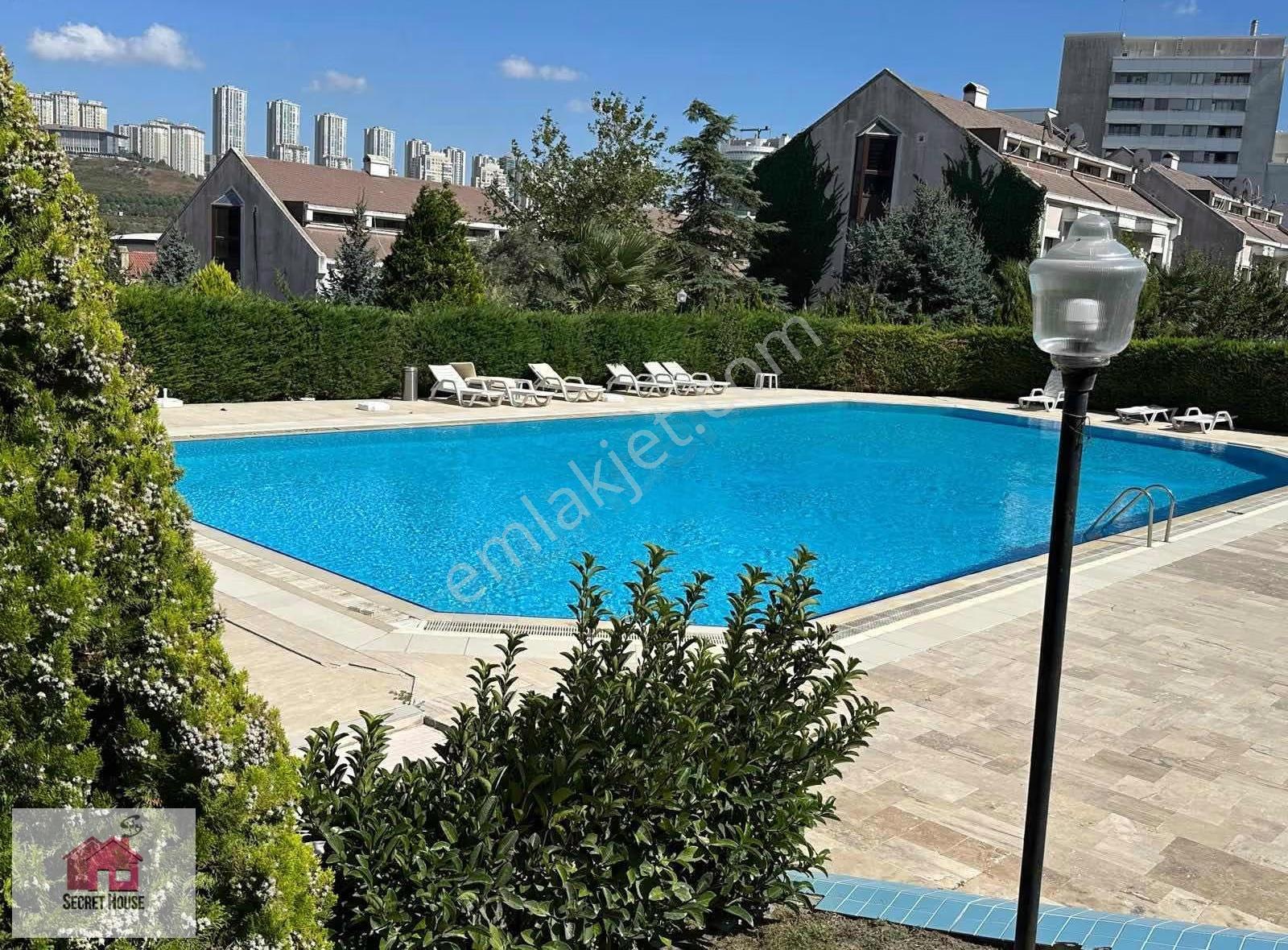 Secret House 'dan Site İçi 6+1 Müstakil Girişli Villa - Görsel 22