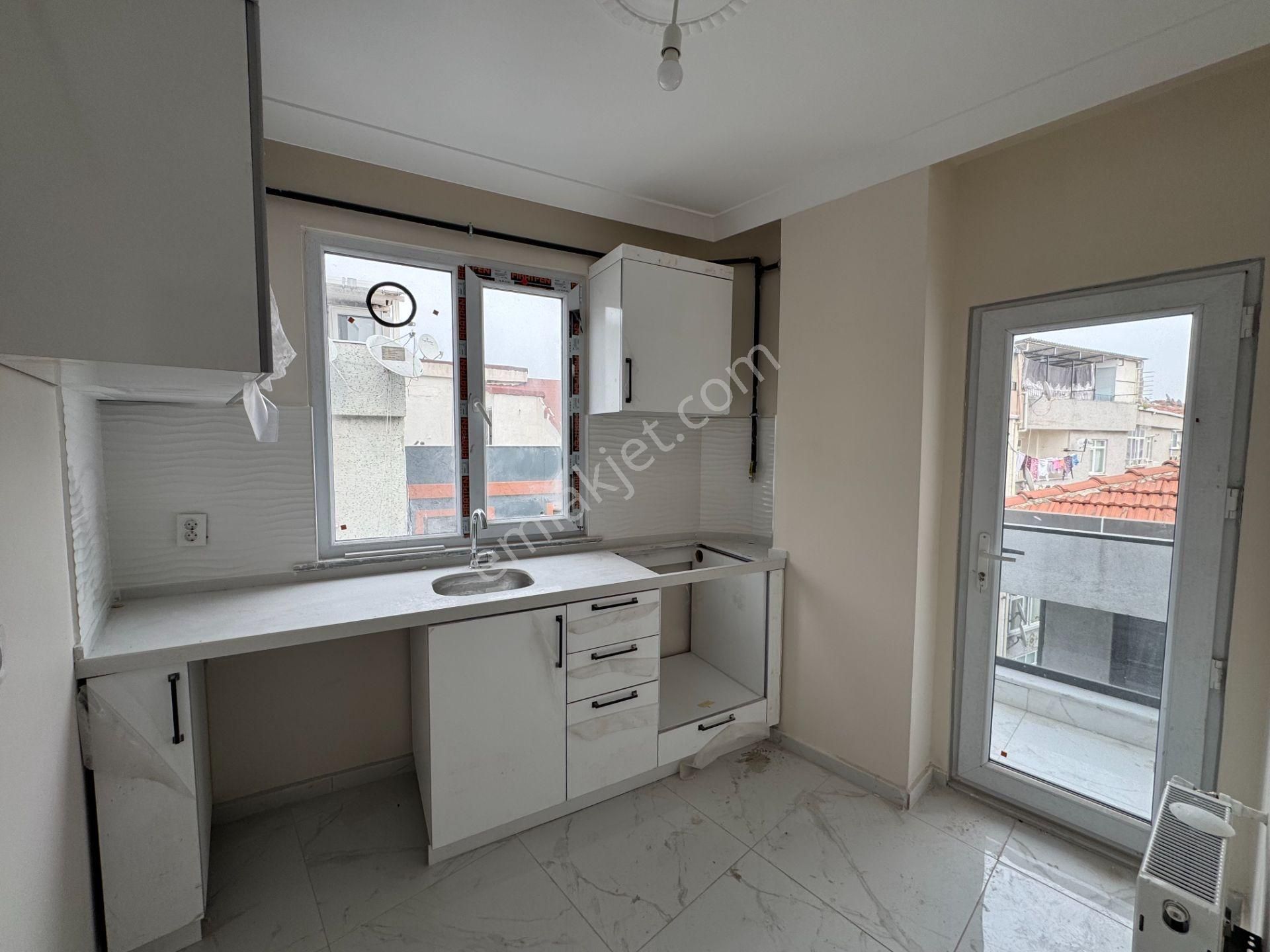 Next House’dan Cumhuriyet'de Sıfır 2+1 Metro Yanında Kiralık - Görsel 3