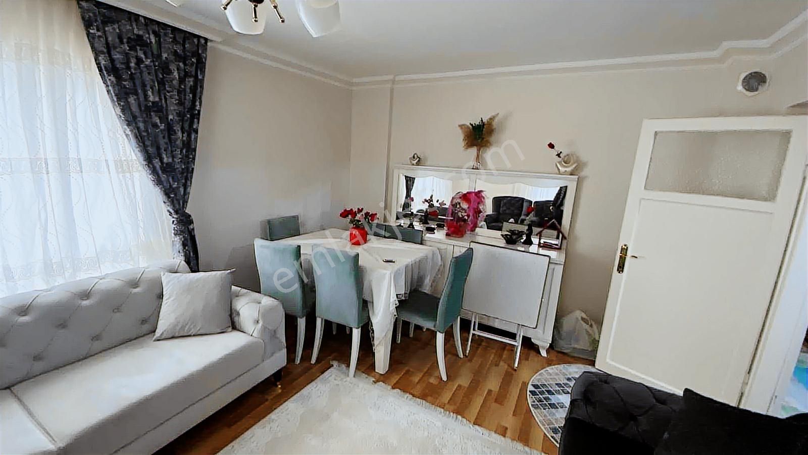 Arslan Emlaktan 3+1 Eşyalı Daire/metro´ya10dk - Görsel 9