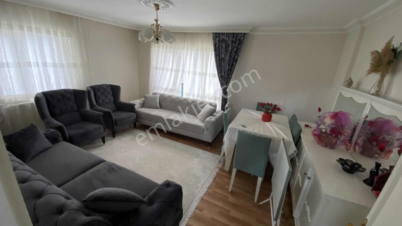 Arslan Emlaktan 3+1 Eşyalı Daire/metro´ya10dk - Görsel 6