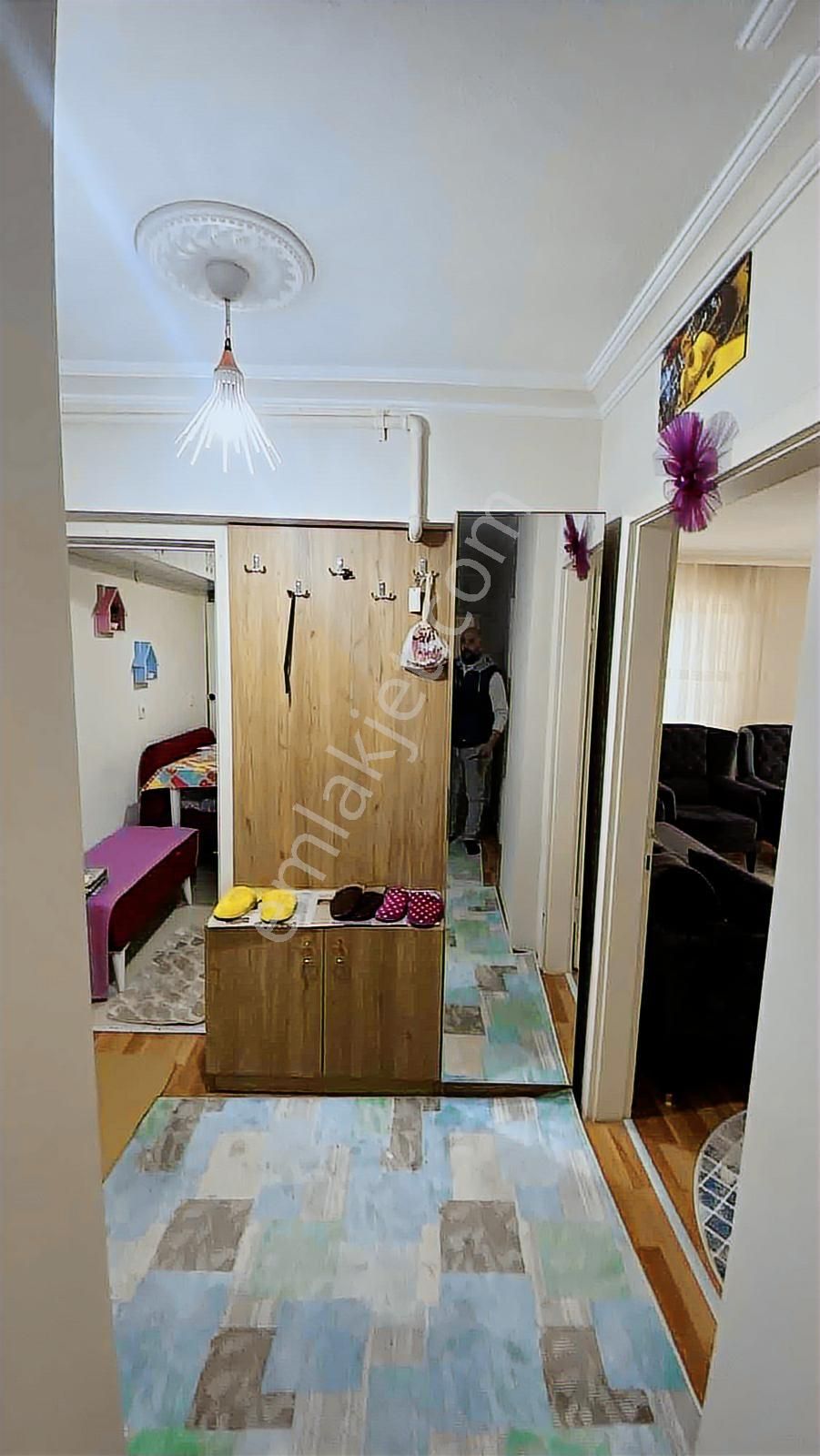 Arslan Emlaktan 3+1 Eşyalı Daire/metro´ya10dk - Görsel 15