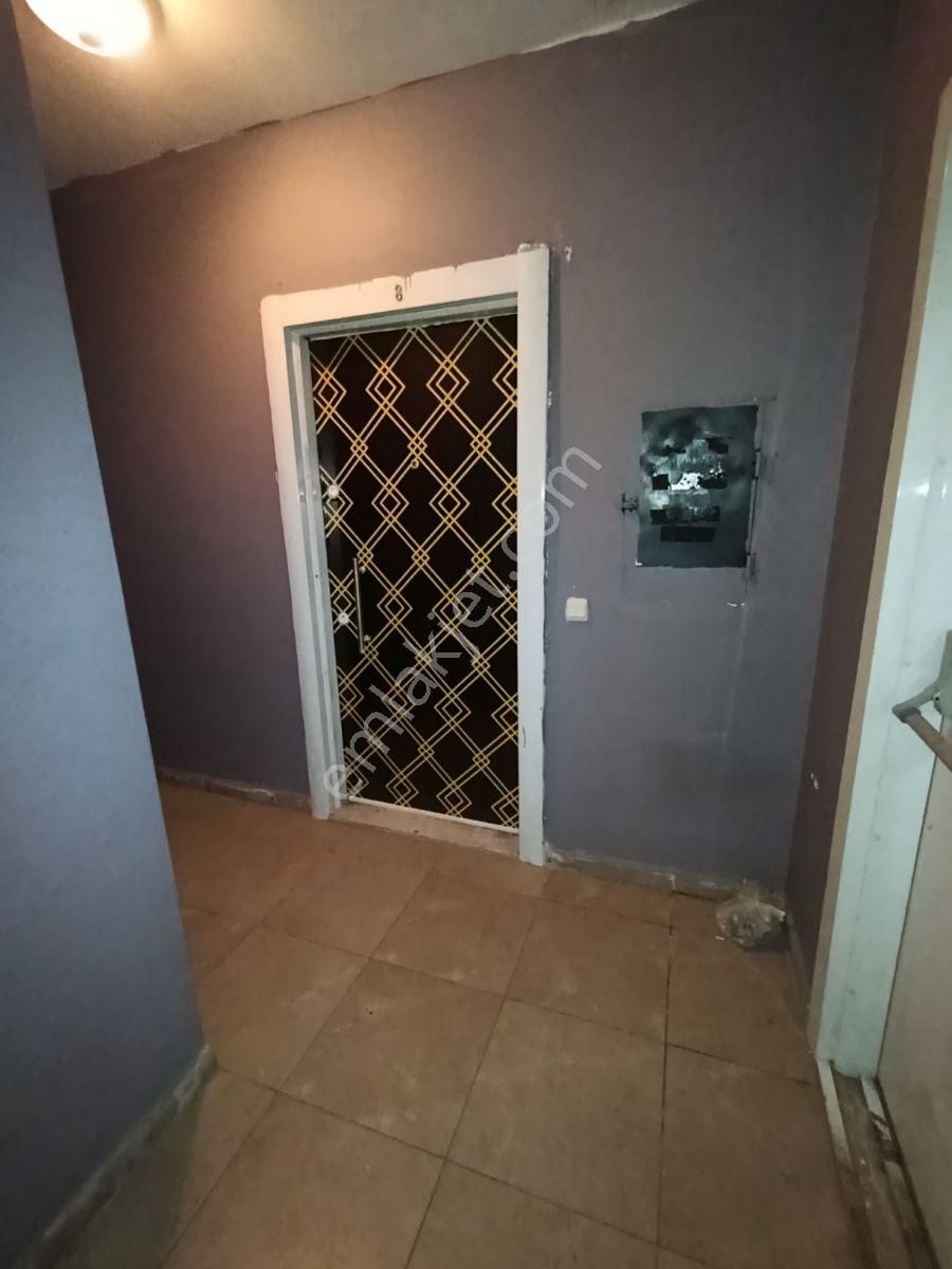 Mersin Akdeniz Barış Mahallesi'nde Satılık 1.5+1 Fgeniş Daire - Görsel 26