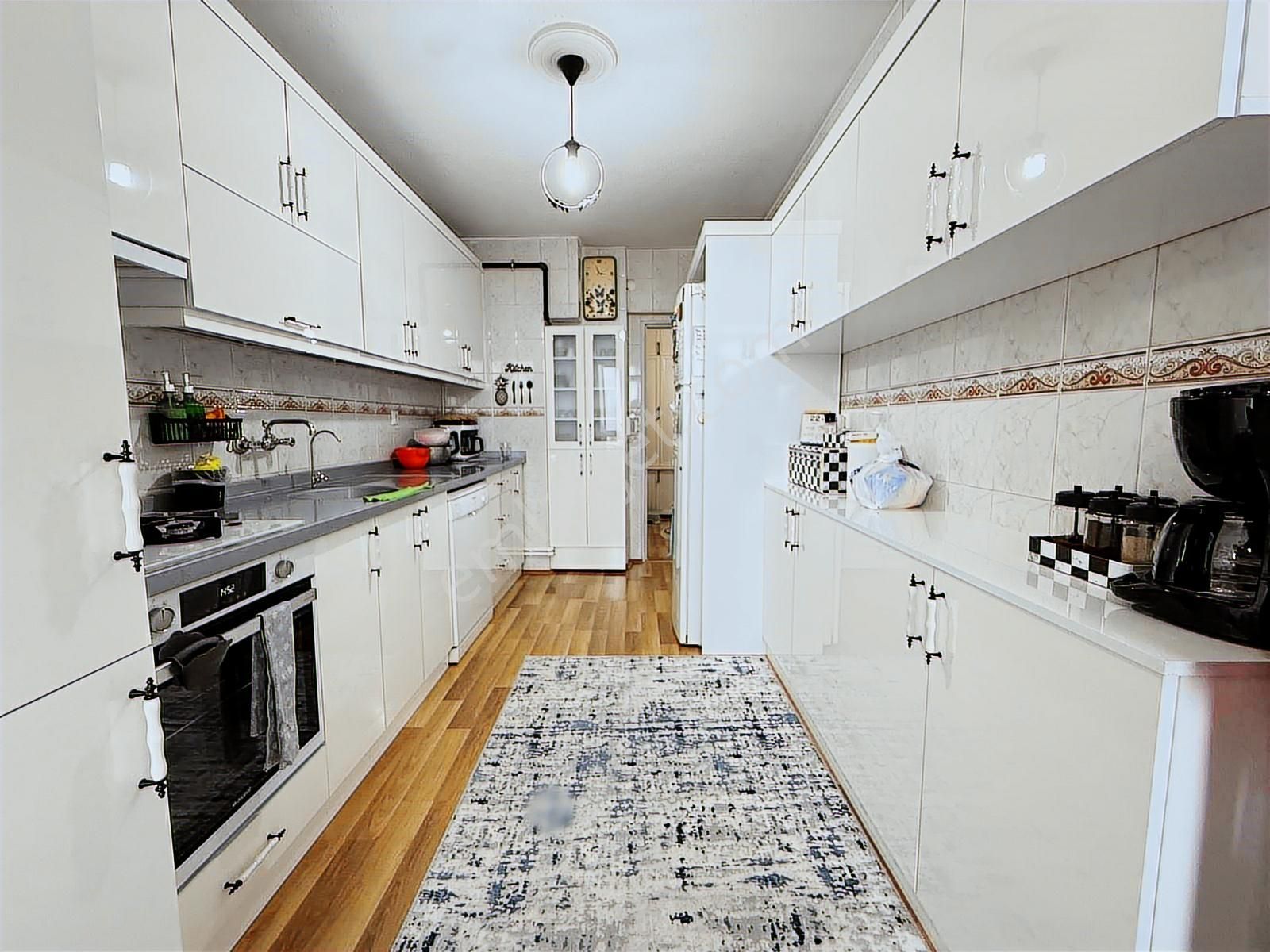 Haftanın Fırsatı !panoramik Manzaralı Ful Yapılı Katta 3+1 Daire