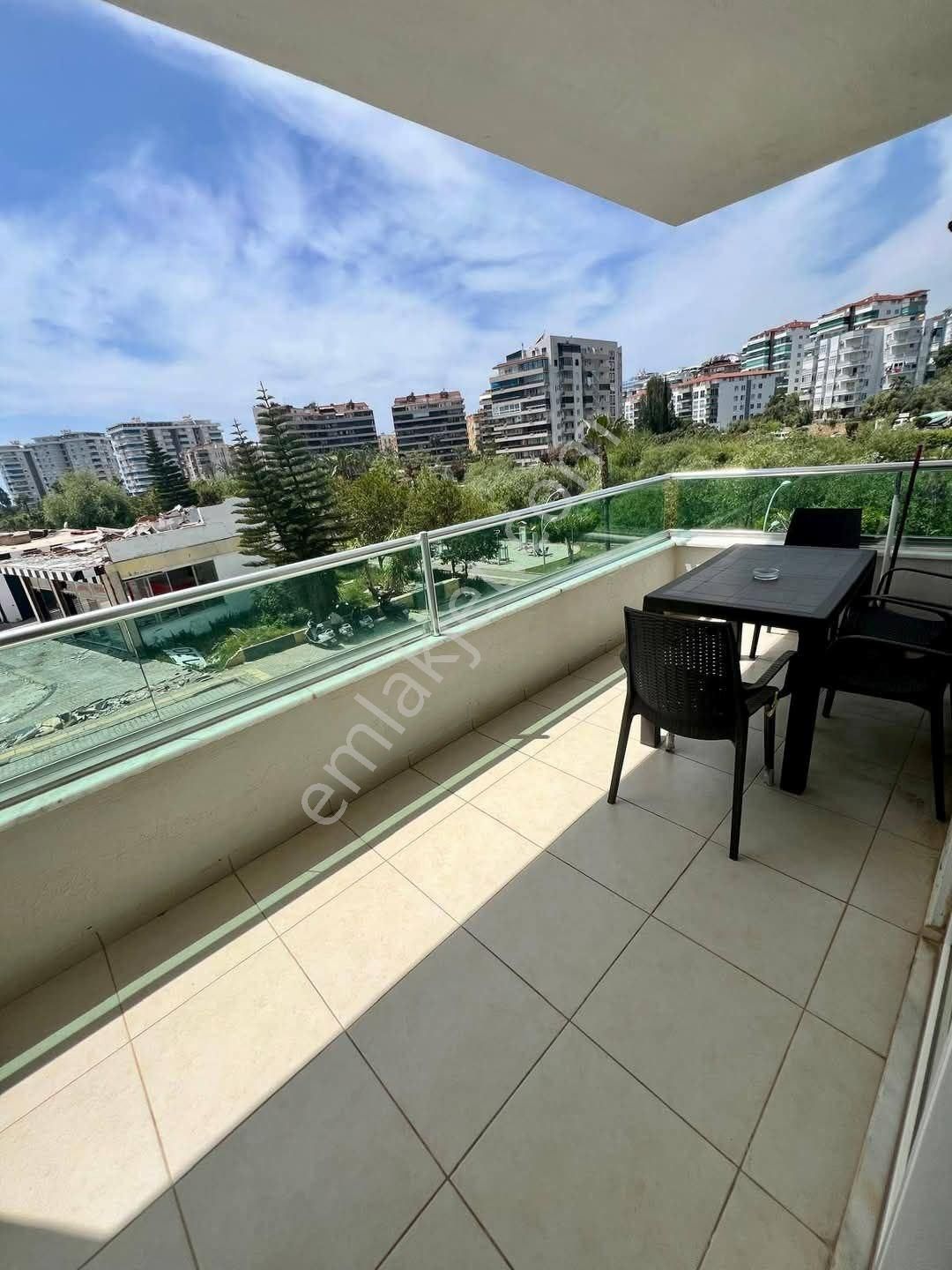 Alanya Kestel’de Denize 200 M Nehir Manzaralı Eşyalı 2+1 Satılık Daire - Görsel 12