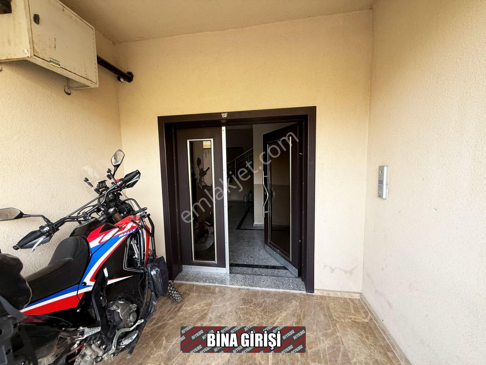 Çilimli Şerefiye Mh.de Cezaevi Karşısı Ana Yol Cepheli 2+1 Daire - Görsel 35