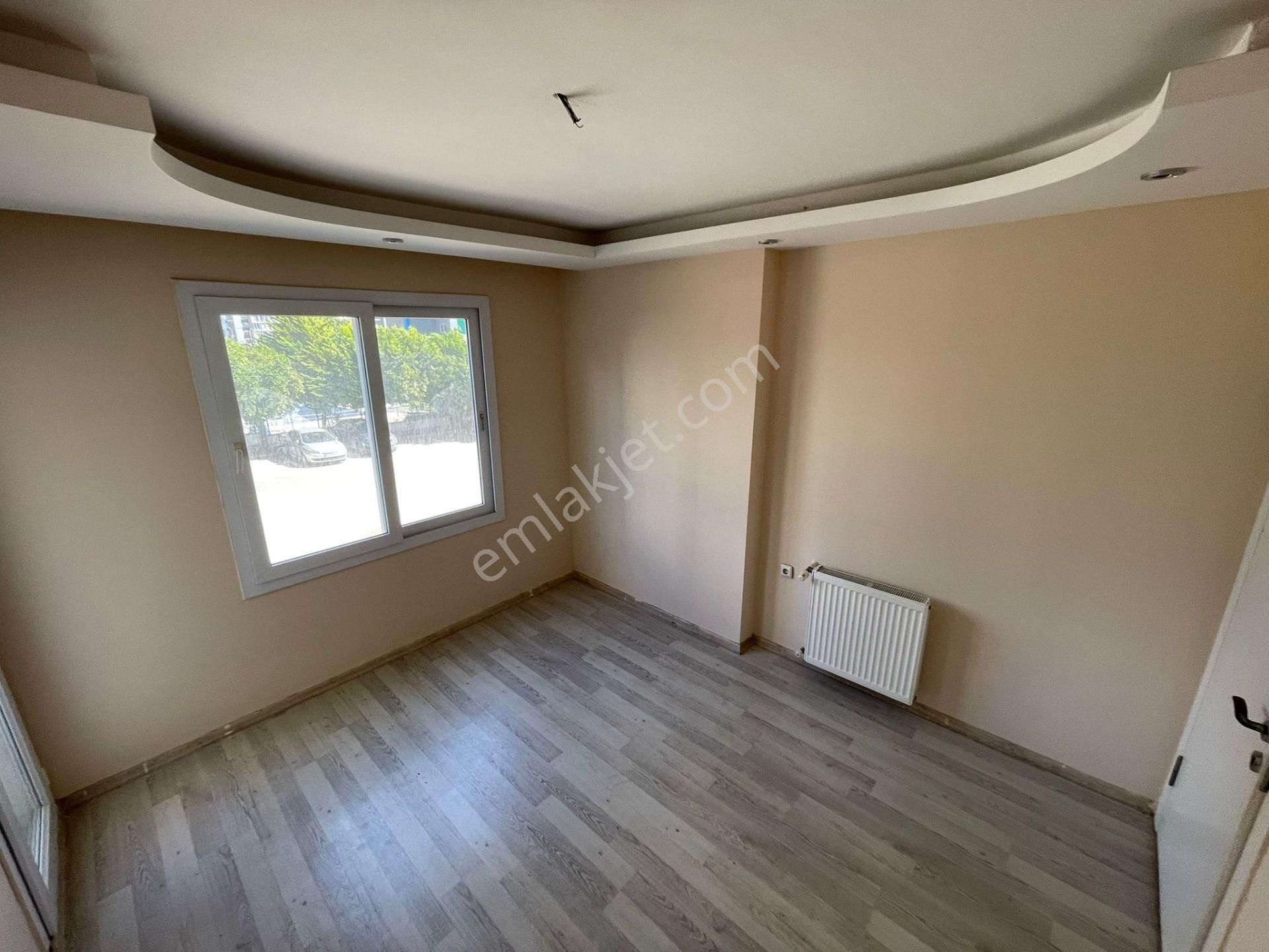 Karınca'dan Akdeniz Mh'de Aylık Ödemeli Havuzlu Geniş 4+1 İlanda - Görsel 17