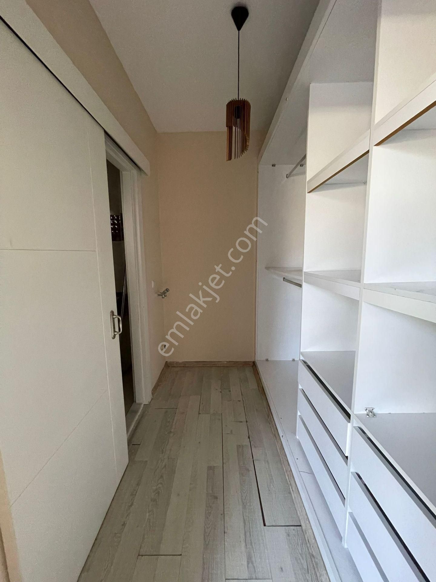 Karınca'dan Akdeniz Mh'de Aylık Ödemeli Havuzlu Geniş 4+1 İlanda - Görsel 24