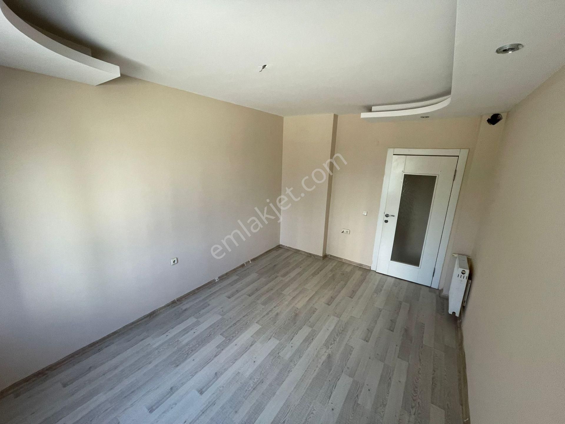 Karınca'dan Akdeniz Mh'de Aylık Ödemeli Havuzlu Geniş 4+1 İlanda - Görsel 16