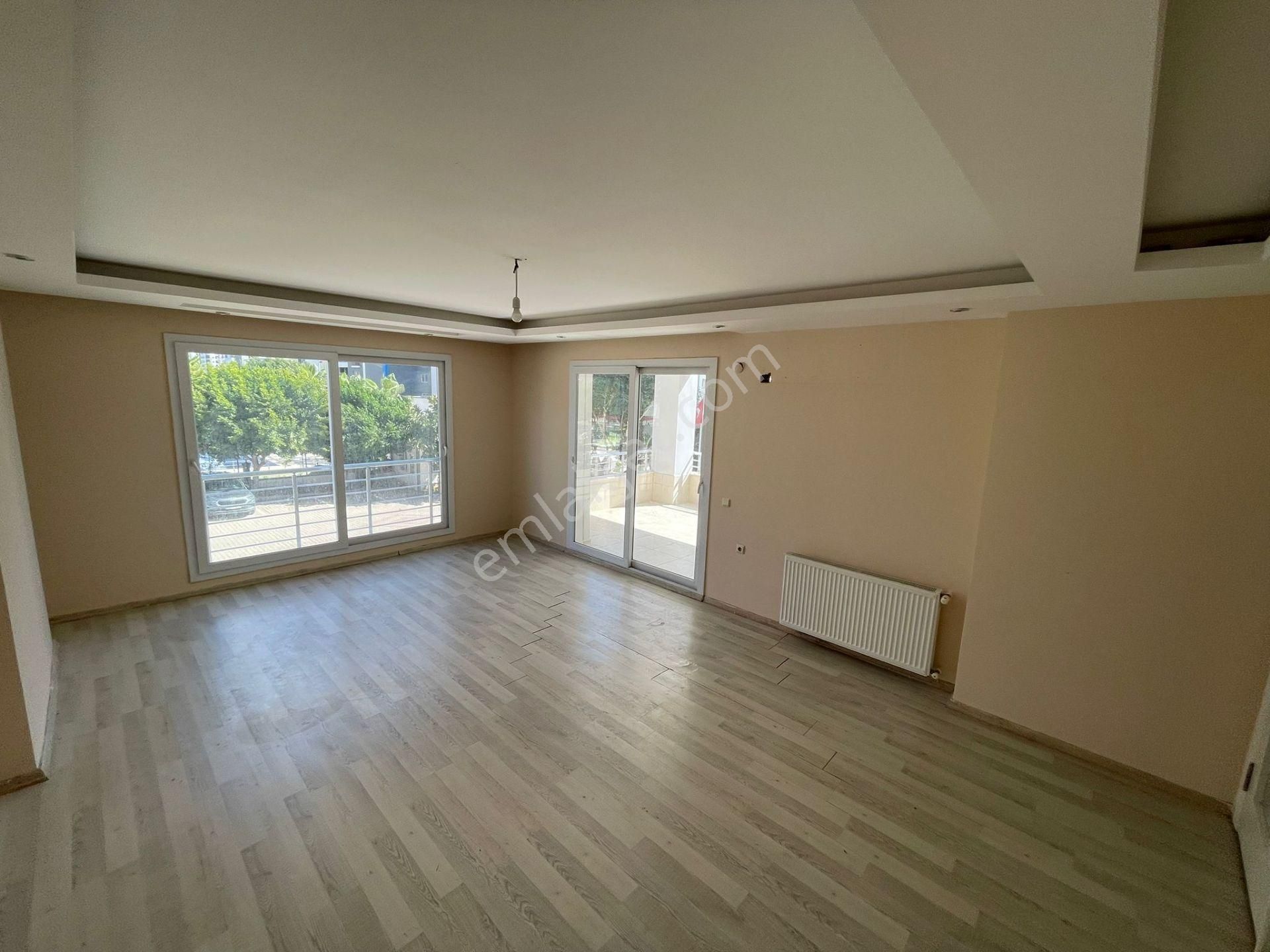 Karınca'dan Akdeniz Mh'de Aylık Ödemeli Havuzlu Geniş 4+1 İlanda - Görsel 7