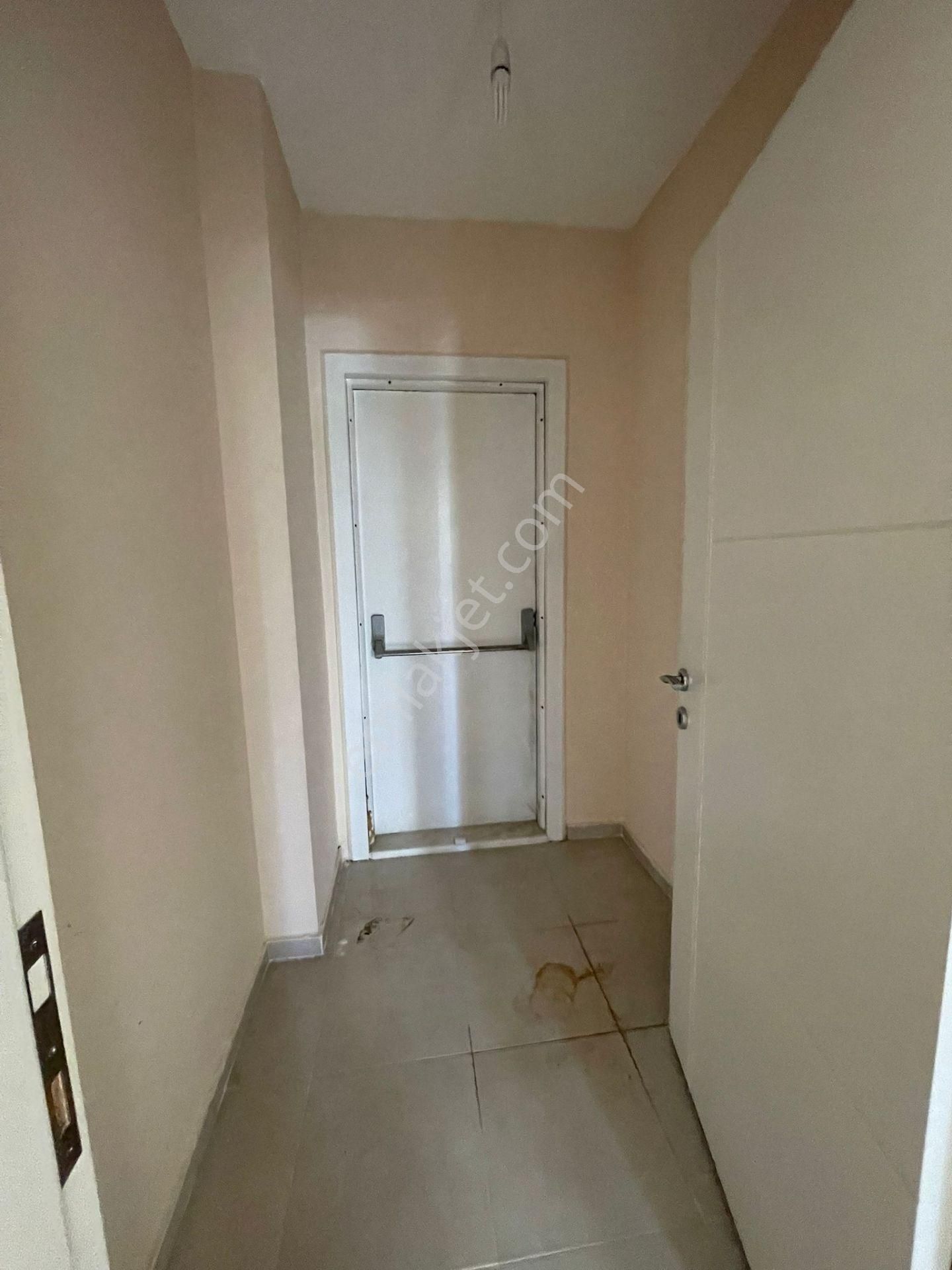 Karınca'dan Akdeniz Mh'de Aylık Ödemeli Havuzlu Geniş 4+1 İlanda - Görsel 23