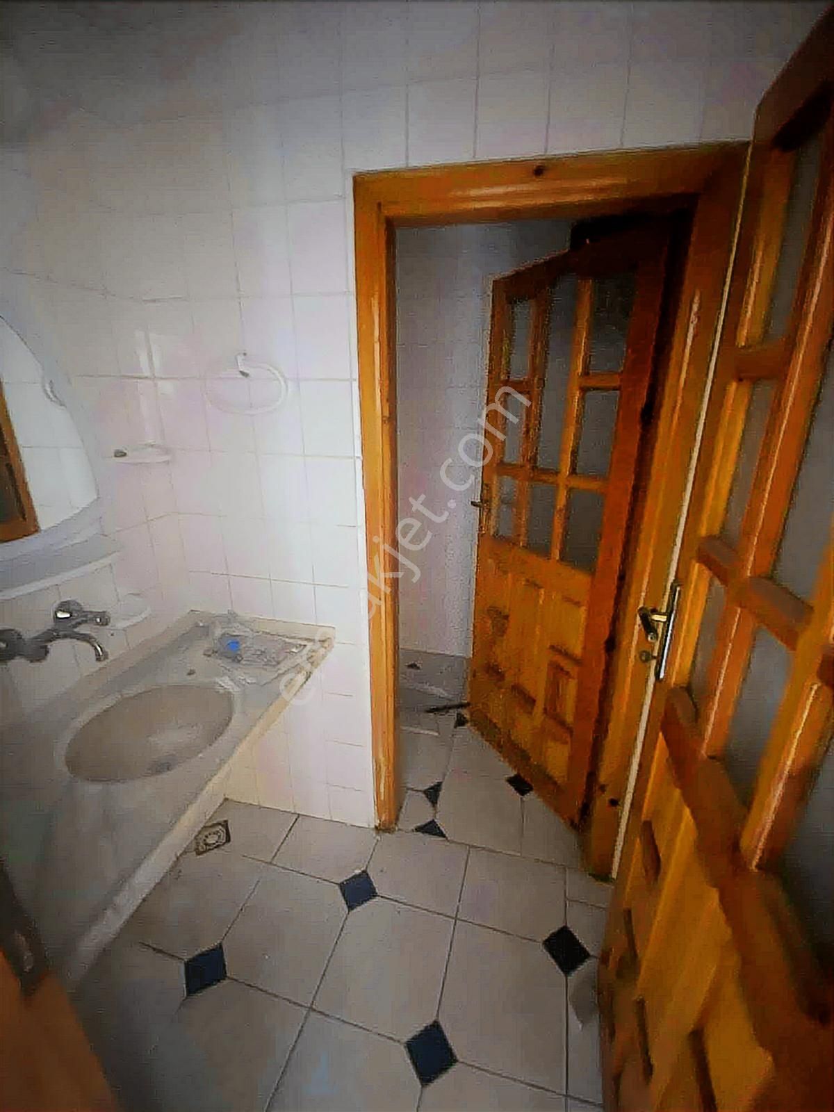 Aşşağıpazarcı Yunus Emre Okulu Yakını 2+1 Arakat Kiralık Daire - Görsel 11