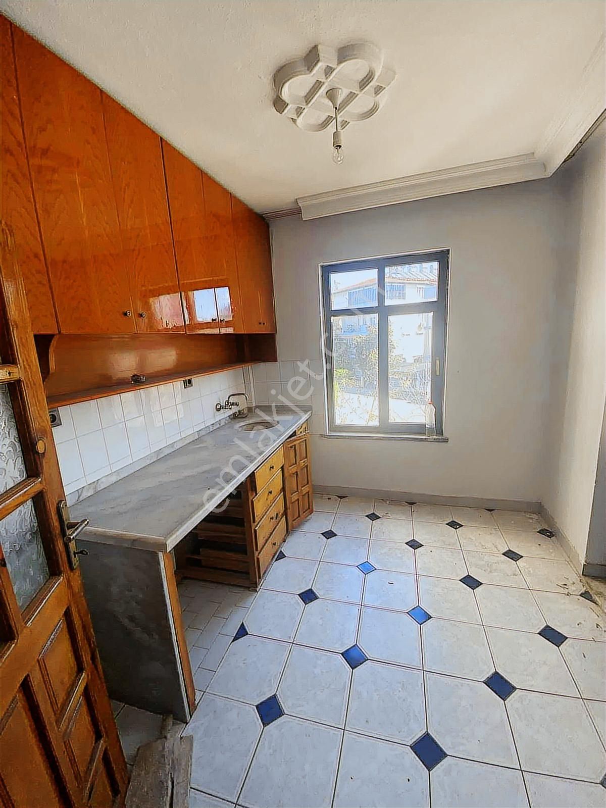 Aşşağıpazarcı Yunus Emre Okulu Yakını 2+1 Arakat Kiralık Daire - Görsel 13