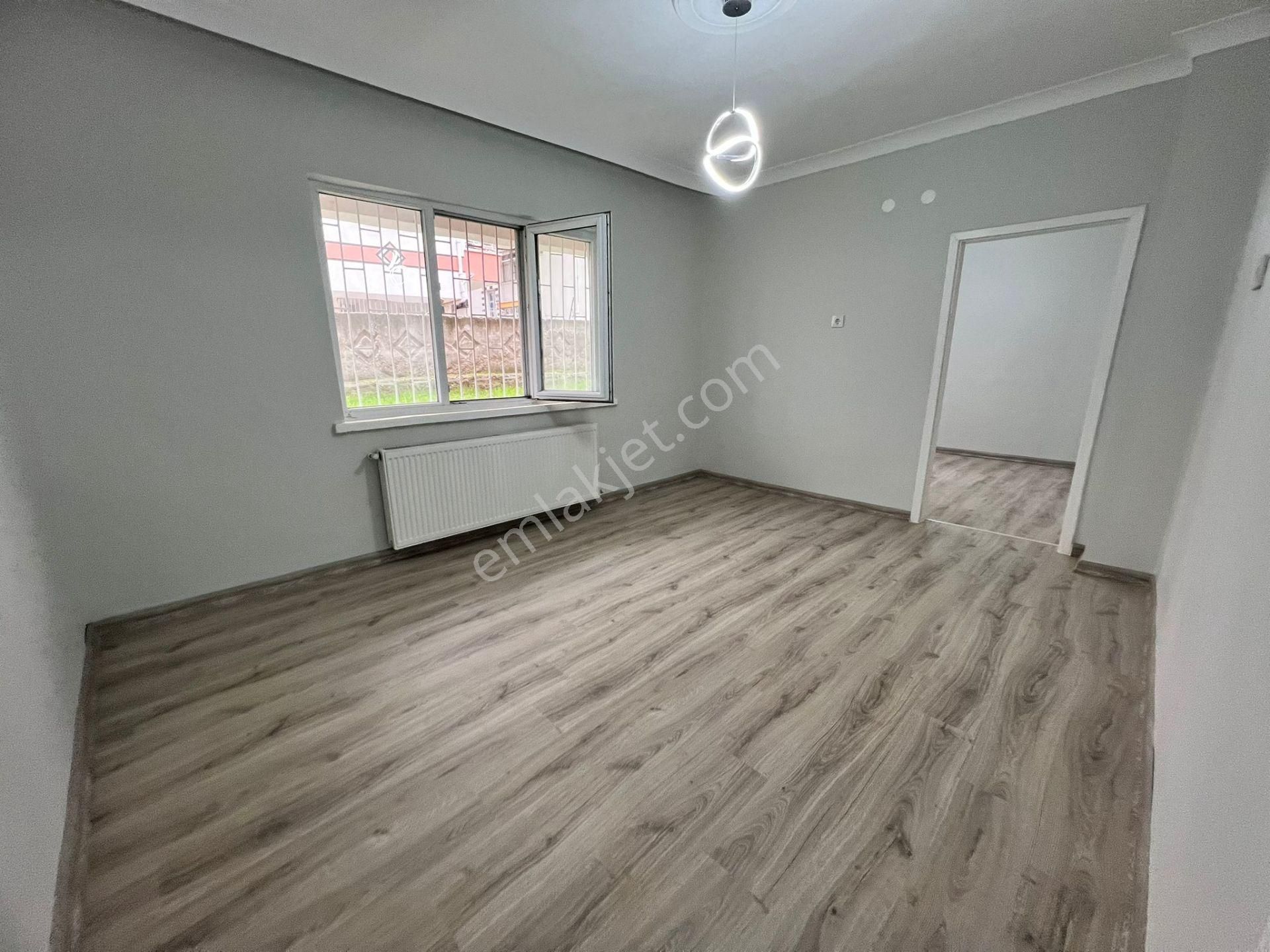 Sincan Mareşalda 3+1 Yapılı Caddeye Trene Ulaşıma Yakın Yüksek Giriş Daire - Görsel 4