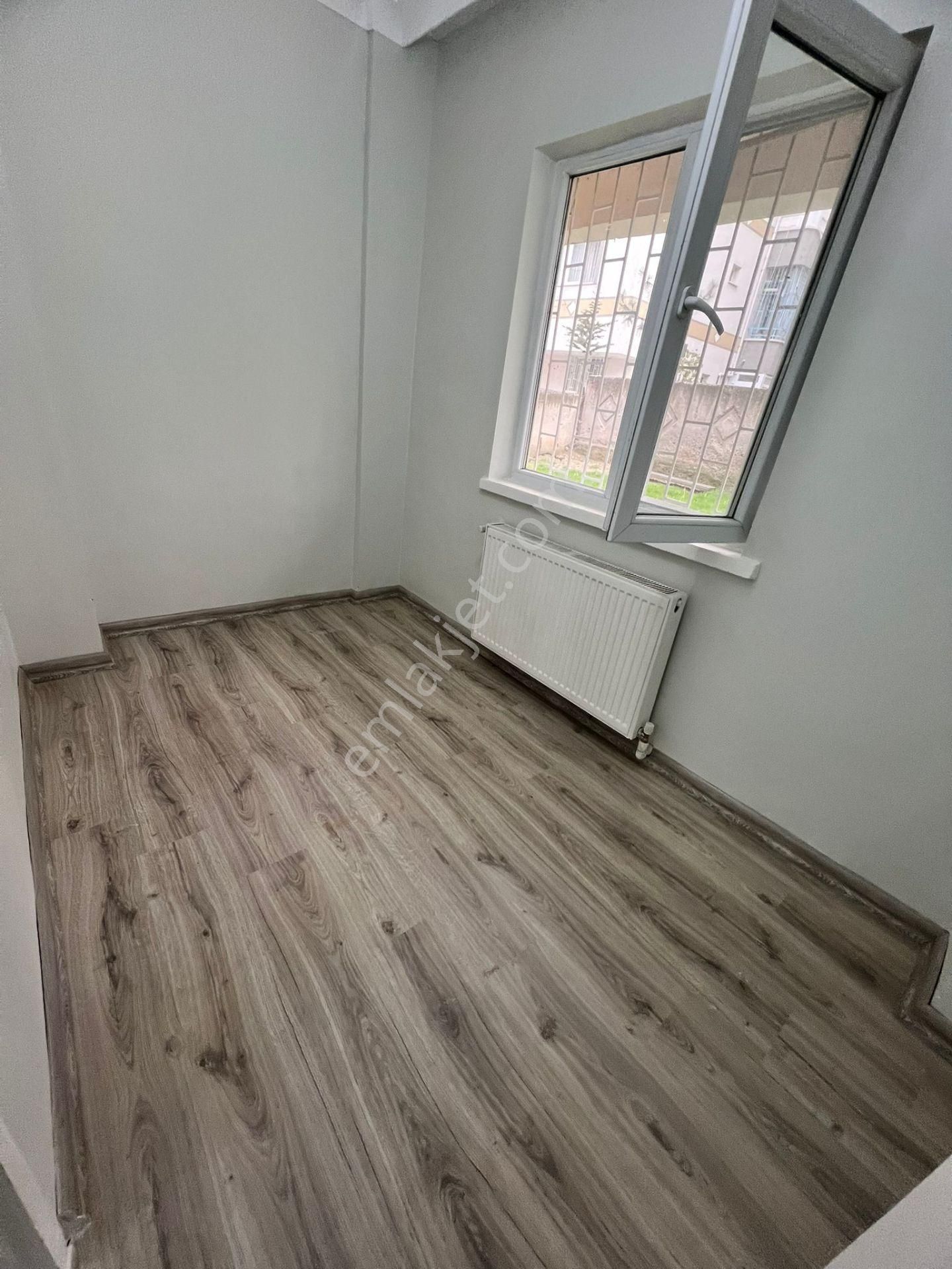 Sincan Mareşalda 3+1 Yapılı Caddeye Trene Ulaşıma Yakın Yüksek Giriş Daire - Görsel 6