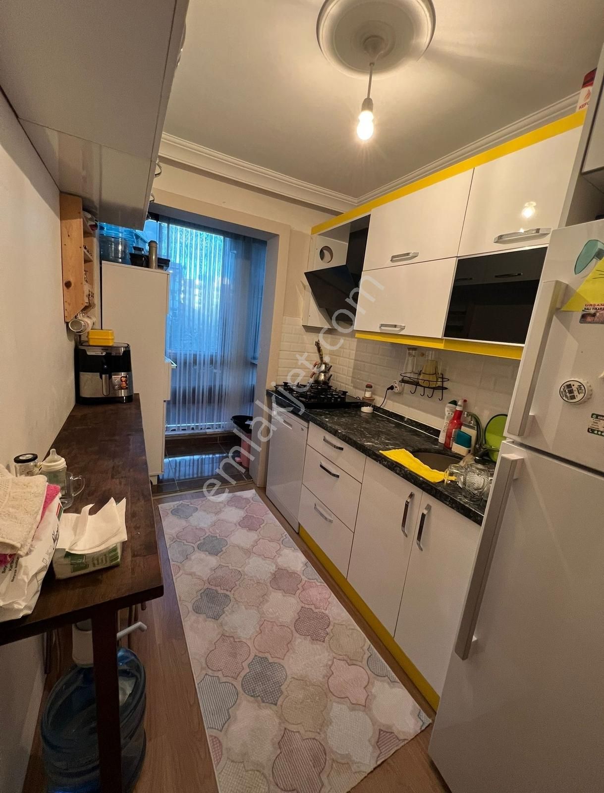 Çamçeşmede E-5e Yakın Merkezi Konumda Satılık 3+1 Daire - Görsel 10