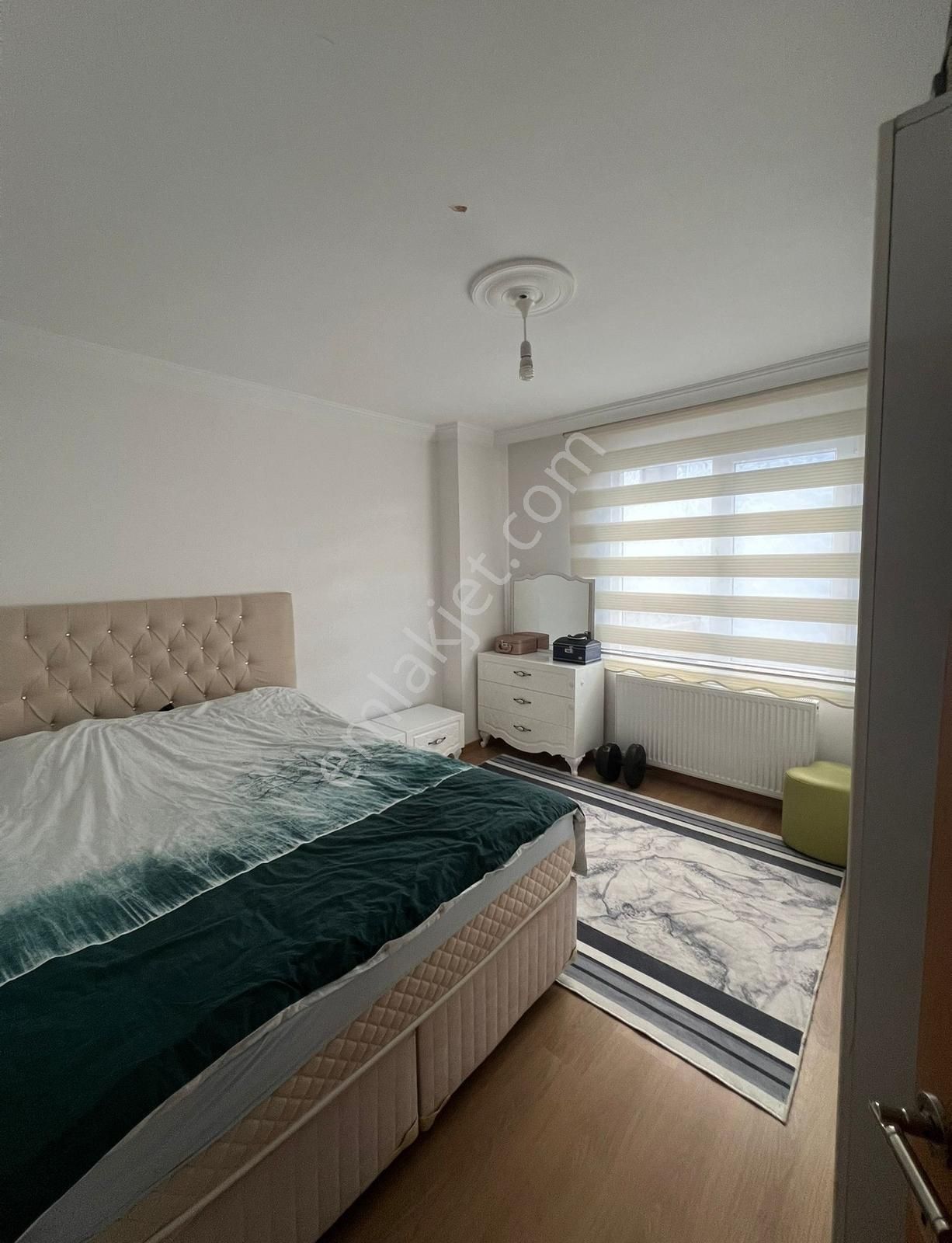 Çamçeşmede E-5e Yakın Merkezi Konumda Satılık 3+1 Daire - Görsel 23