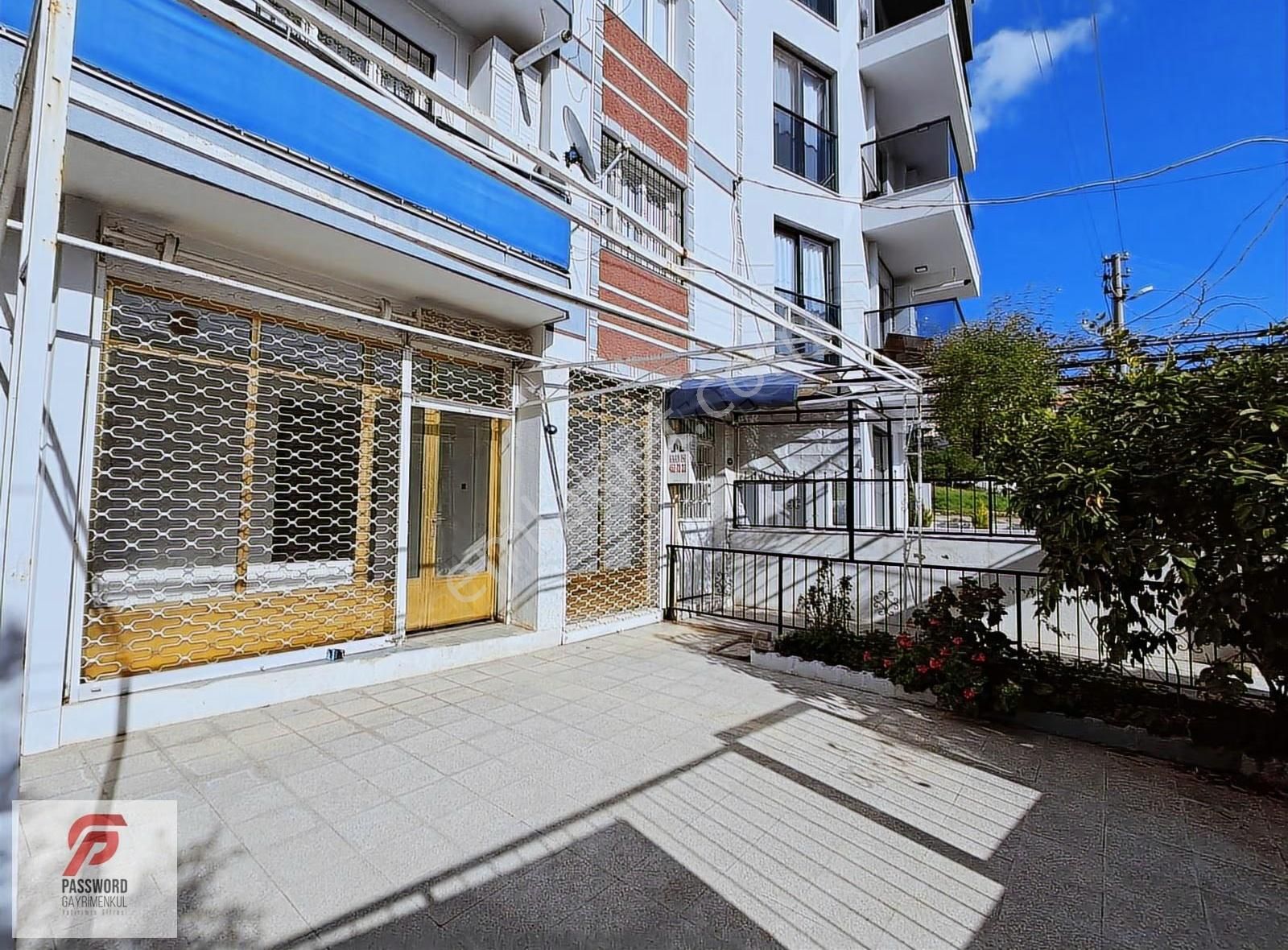 Atatürk Mahallesi Yavuz Caddesi Yakını Kiralık Dükkan - Görsel 2