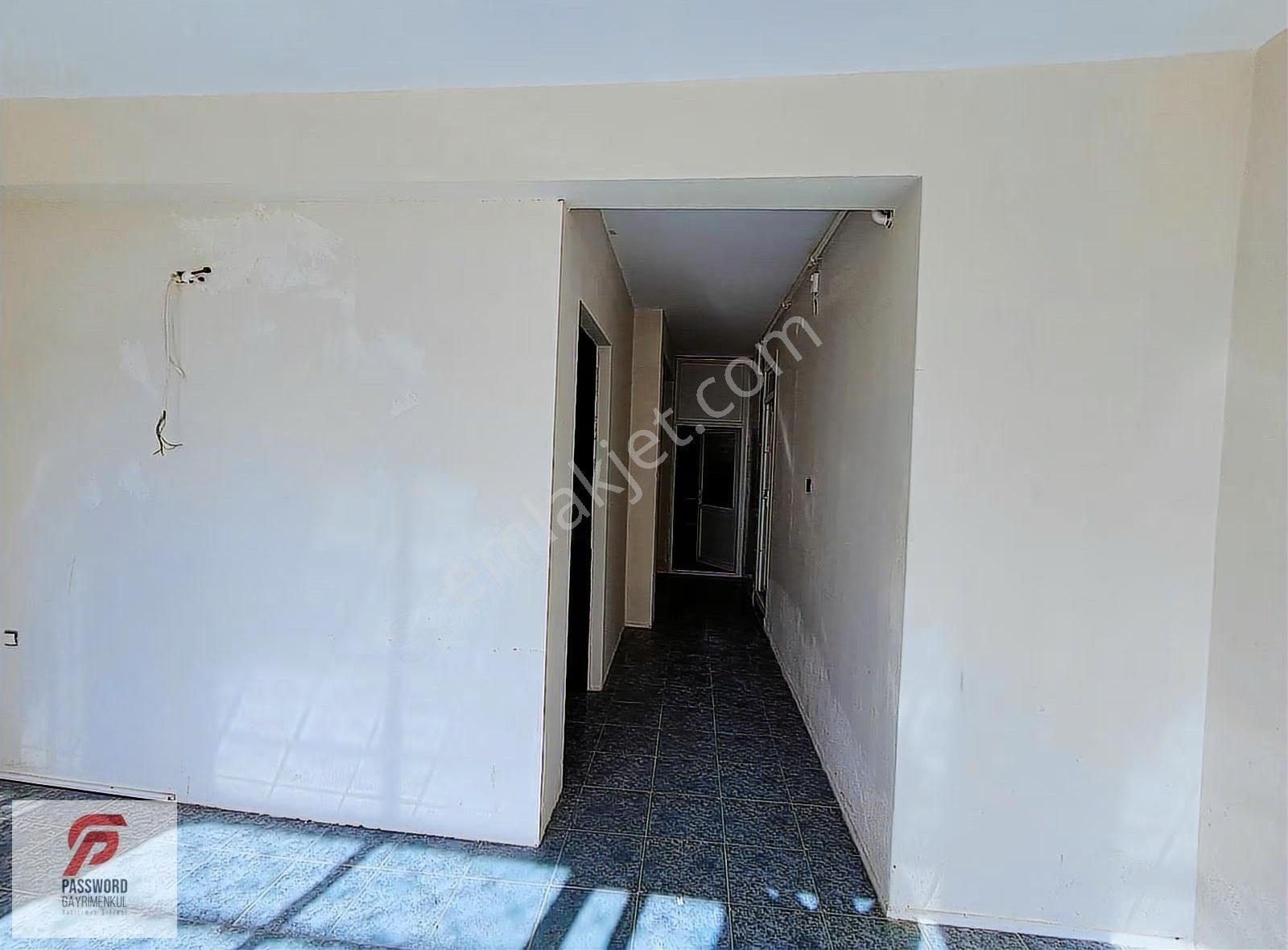 Atatürk Mahallesi Yavuz Caddesi Yakını Kiralık Dükkan - Görsel 5