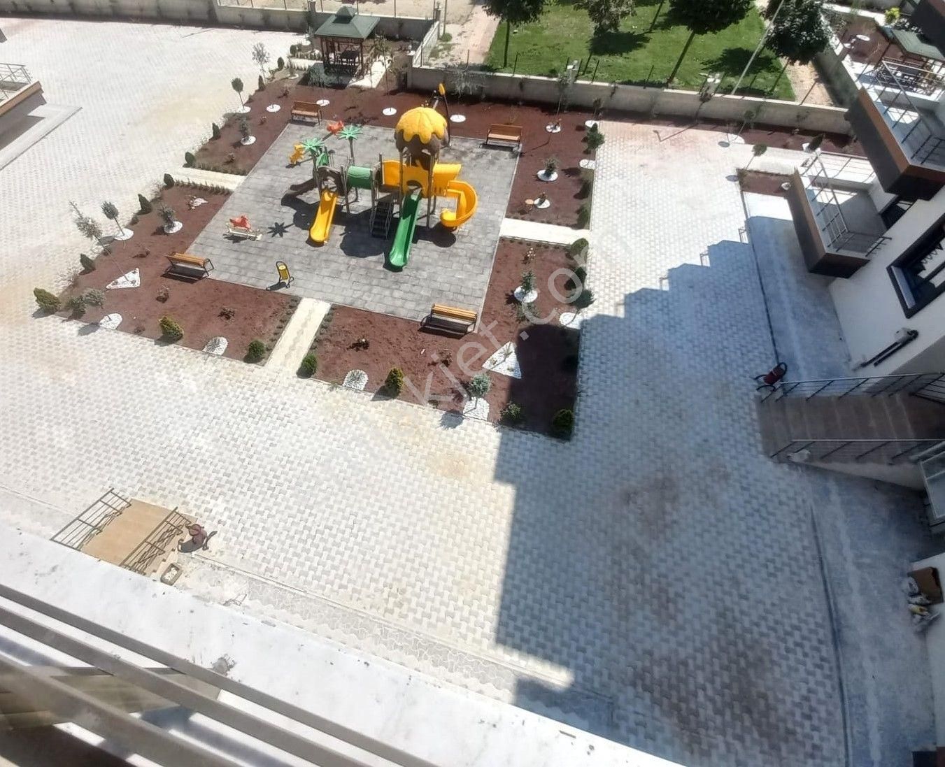 Emrah Çiftci'den Selçuklu Parsana Mah.stadyum Civarı Satılık 3+1 Sıfır Lüks Daireler - Görsel 32