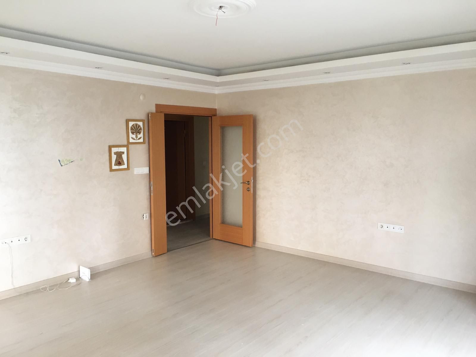 Bahcelievler Basınsitesi Vefa Konaklarında 3+1 130m2 (kelepir )kiracılı - Görsel 5