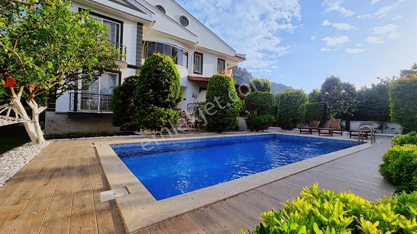 Okçular Mh 3000 M2 Arsa İçerisinde Satılık 4+1 Havuzlu Villa - Görsel 16