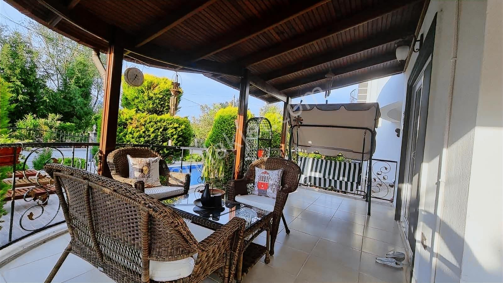 Okçular Mh 3000 M2 Arsa İçerisinde Satılık 4+1 Havuzlu Villa - Görsel 23