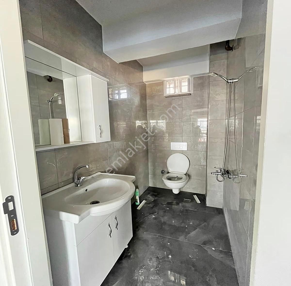 Sultanbeyli'de Kiralık Ofis/atölye (hastane Karşısı, 60m²) - Görsel 4