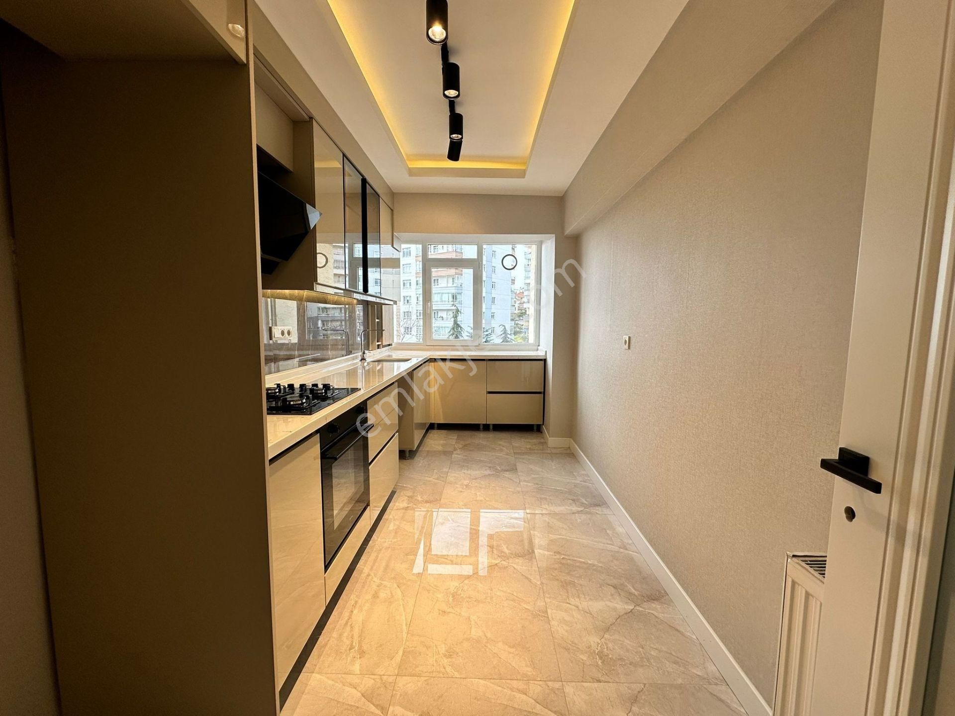 Gata Şehir Hast. Yakını 3+1 Bağımsız Park Manzaralı Lüks Yapılı - Görsel 3