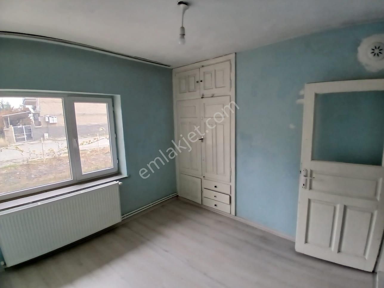 Akçay Emlak'tan Akşehir Askeri Depo Civarında Müstakil Tadında Bahçeli Doğalgazlı Kiralık 2+1 Daire - Görsel 22