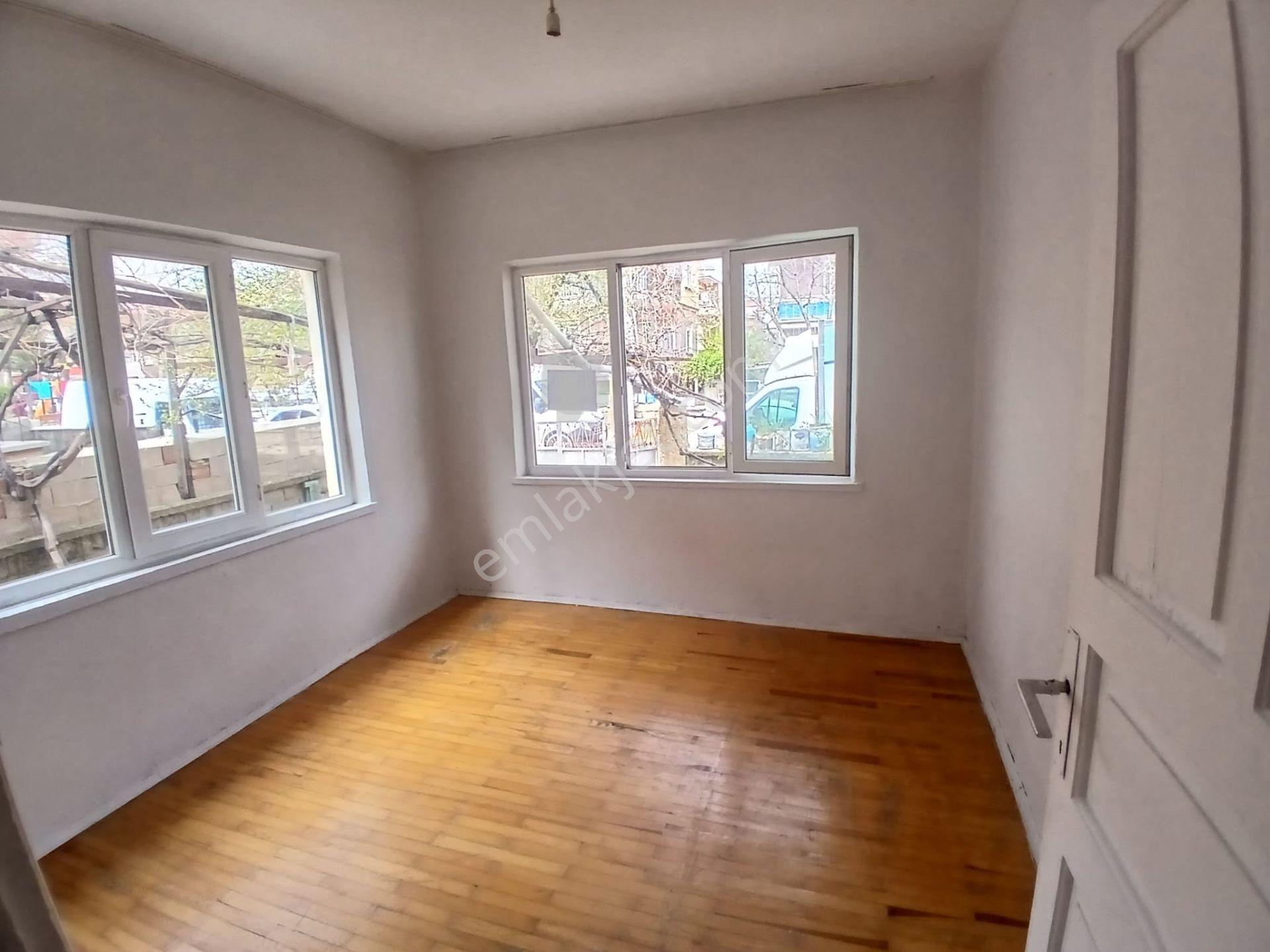 Akçay Emlak'tan Akşehir Gazi Pazarı Yanında Müstakil Tadında Bahçeli Kiralık 2+1 Daire - Görsel 7