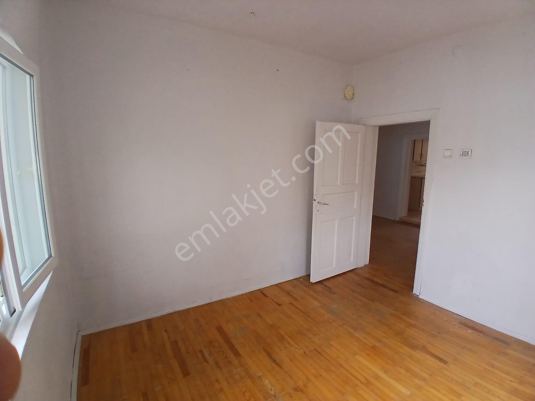 Akçay Emlak'tan Akşehir Gazi Pazarı Yanında Müstakil Tadında Bahçeli Kiralık 2+1 Daire - Görsel 8