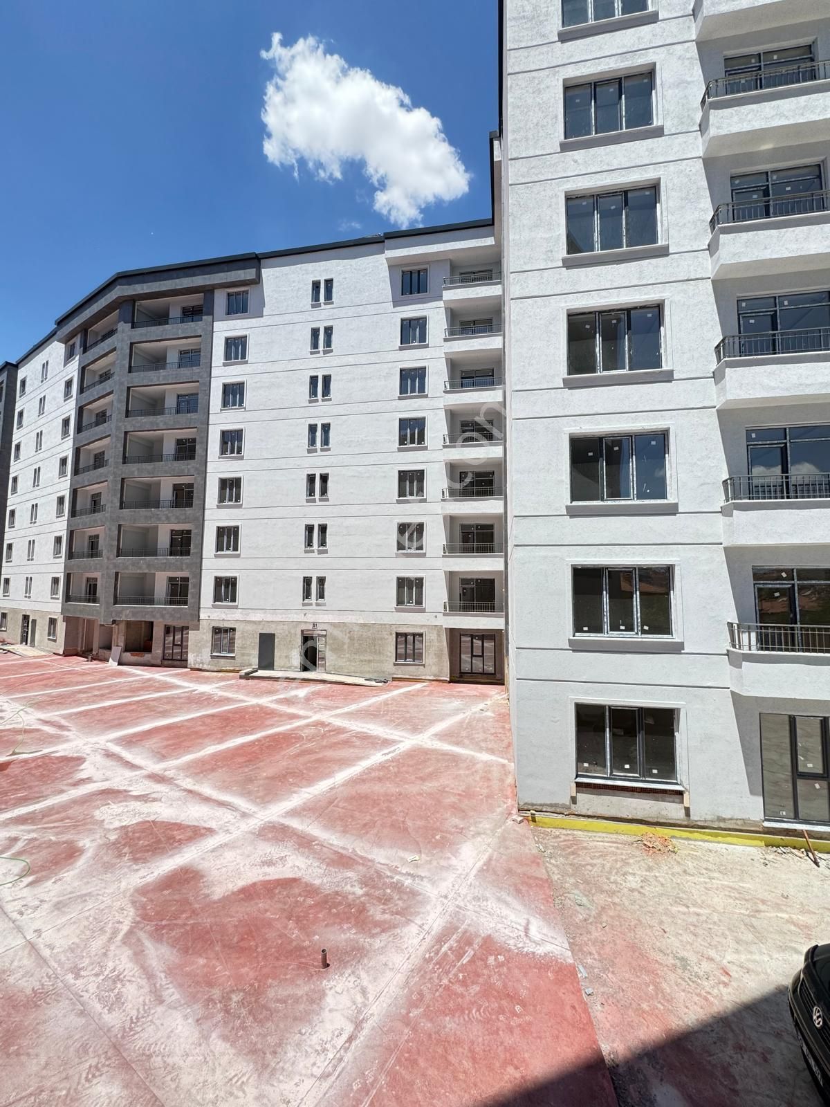 Emrah Çiftci'den Uluırmak Mah.ahmet Özcan Cad.yanı Satılık 3+1 Lüks Daire